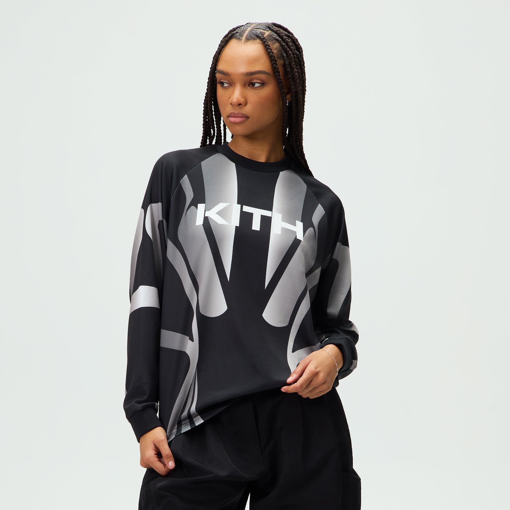 Kith Women Ridley Titanium Tech Long Sleeve - Black – Kith Japan