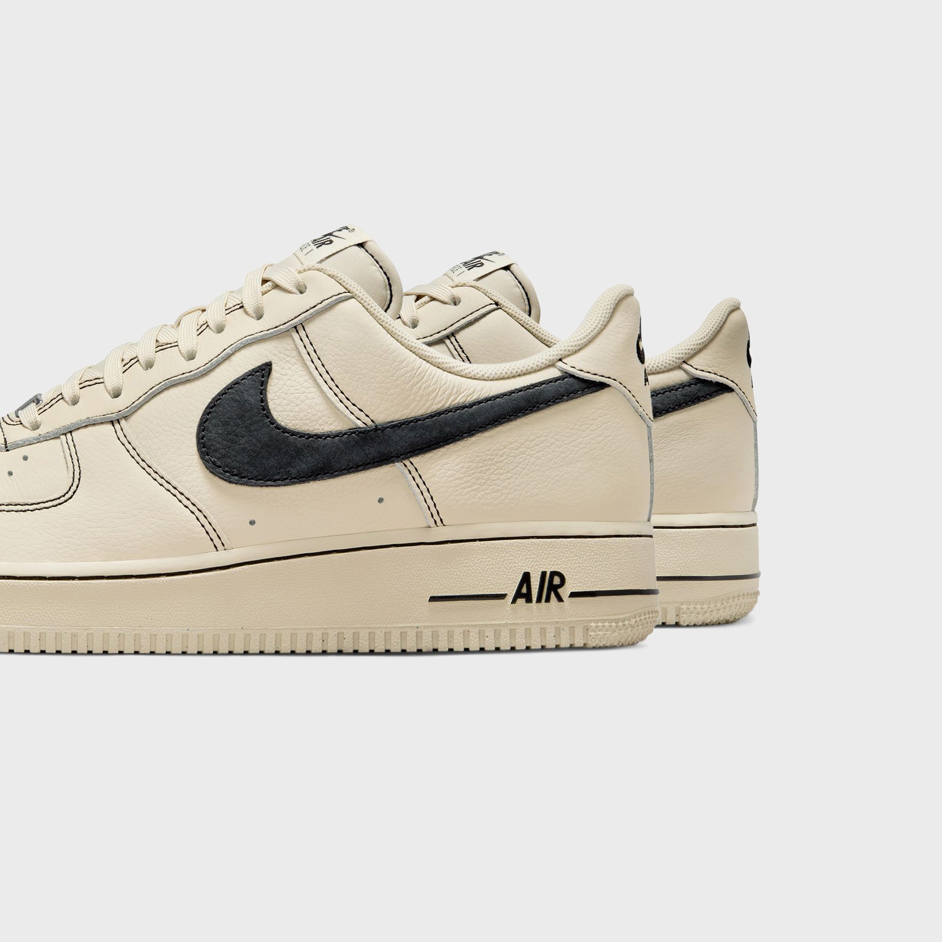 Nike Air Force 1 '07 LV8 - Khaki