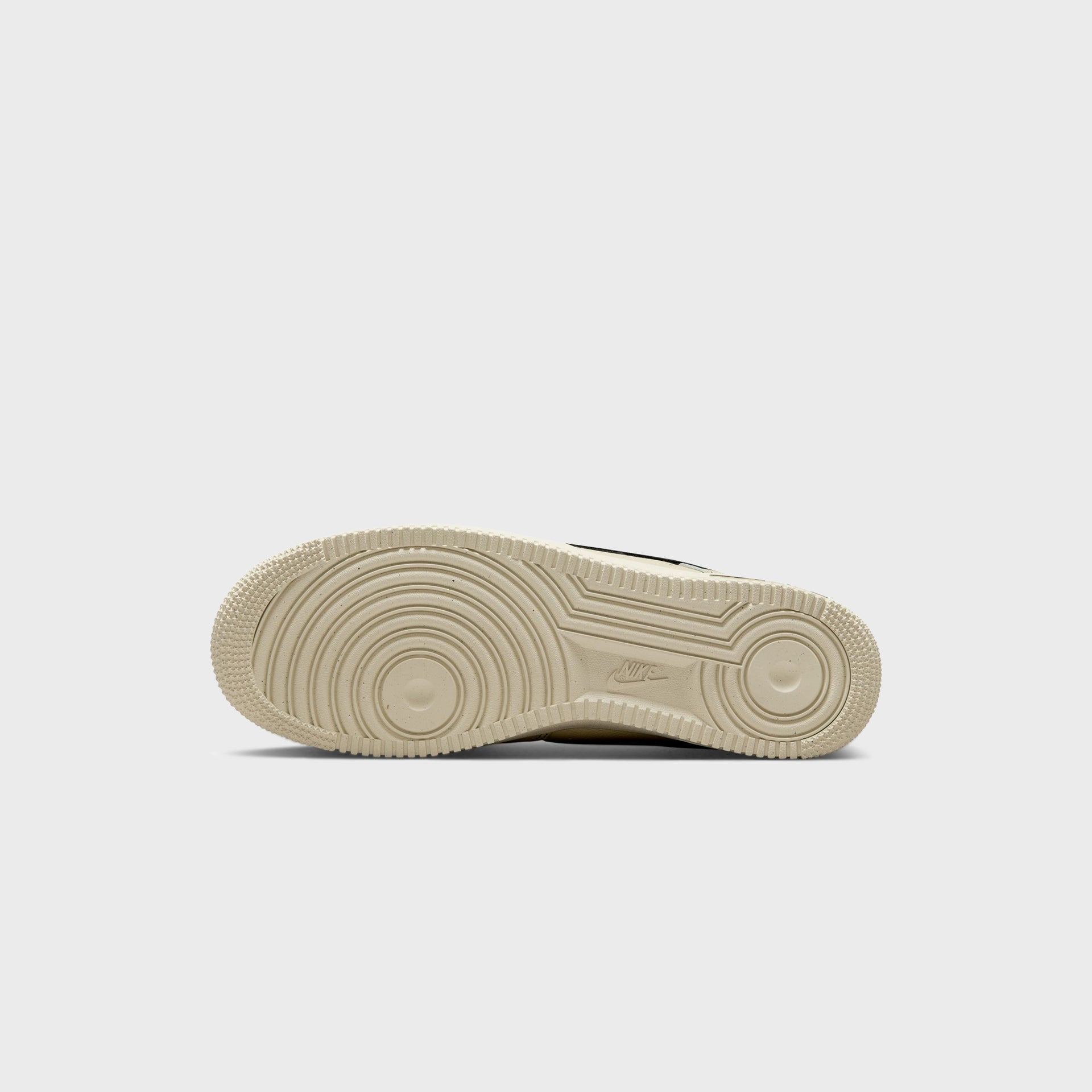 Nike Air Force 1 '07 LV8 - Khaki