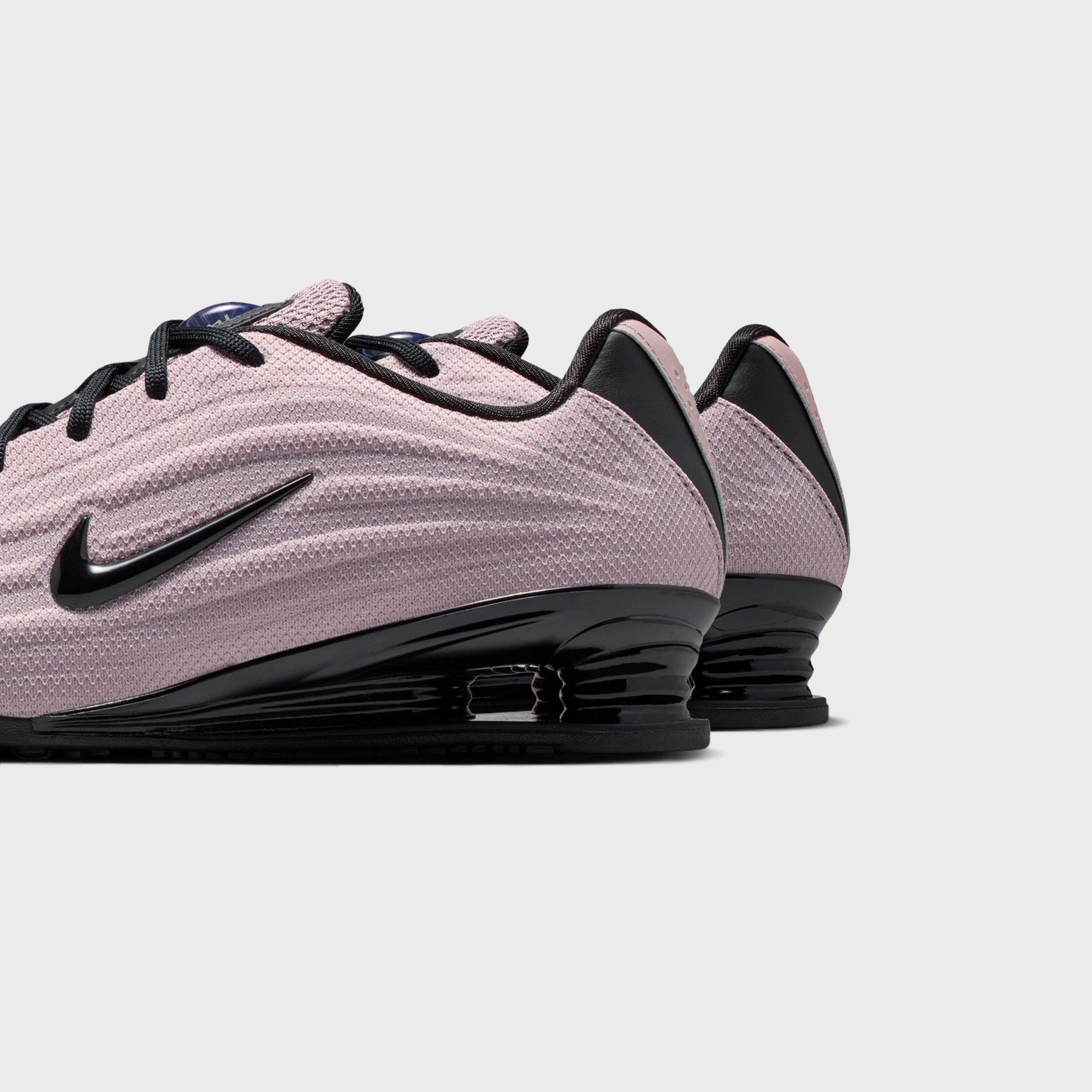 ローズ Nike WMNS Shox Z - Particle Rose / Black – Kith Japan