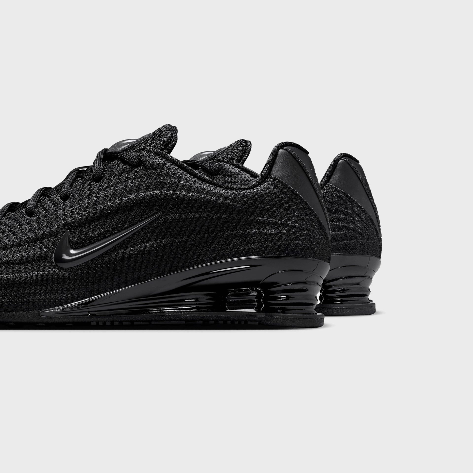 Nike WMNS Shox Z - Black /Black Univ Red