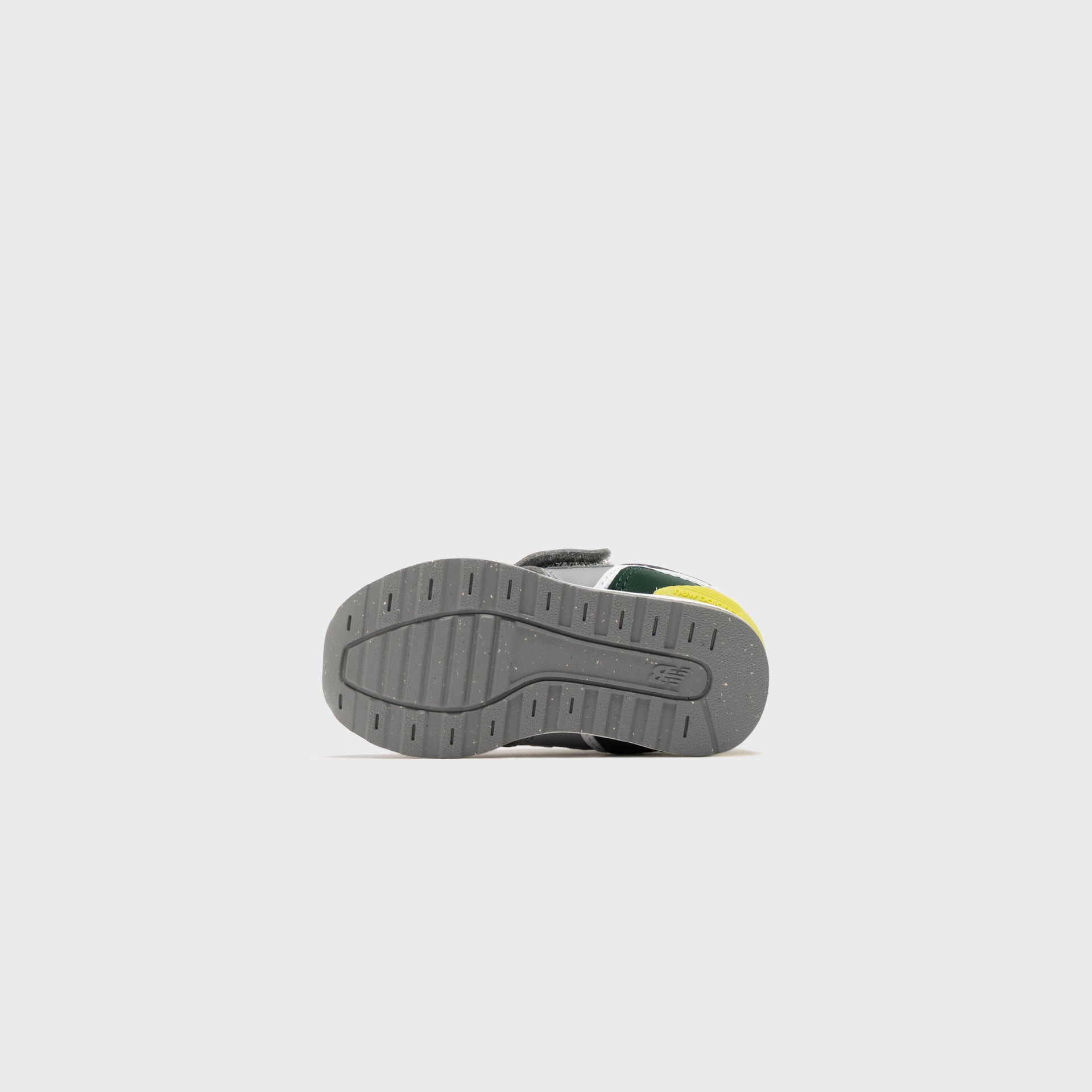 New Balance 996 v3 Bungee with Top Strap - Magnet / Field Green