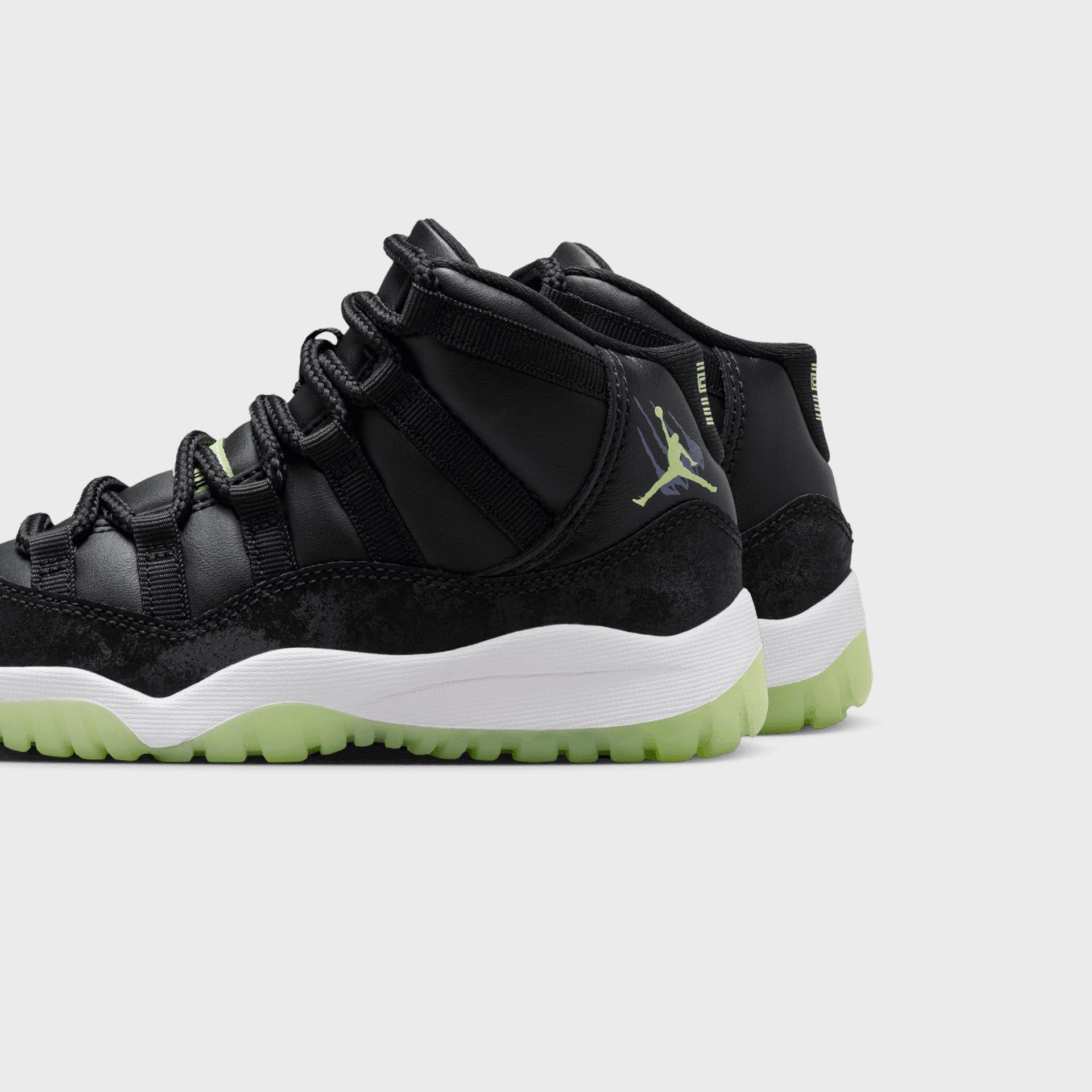 Jordan PS Jordan 11 Retro - Black / Barely Volt / Dark Raisin / White