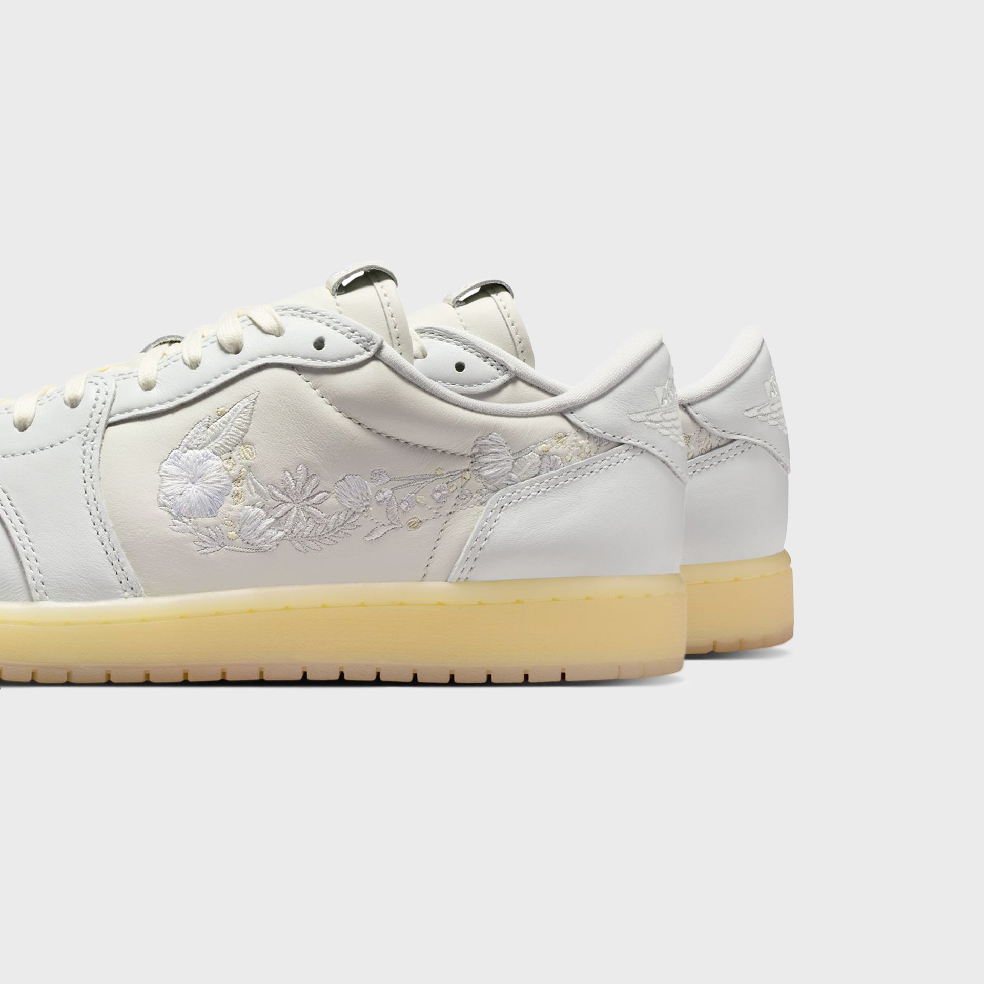 Jordan Air Jordan 1 Retro Low OG - Sail/ Off-White/ Coconut Milk