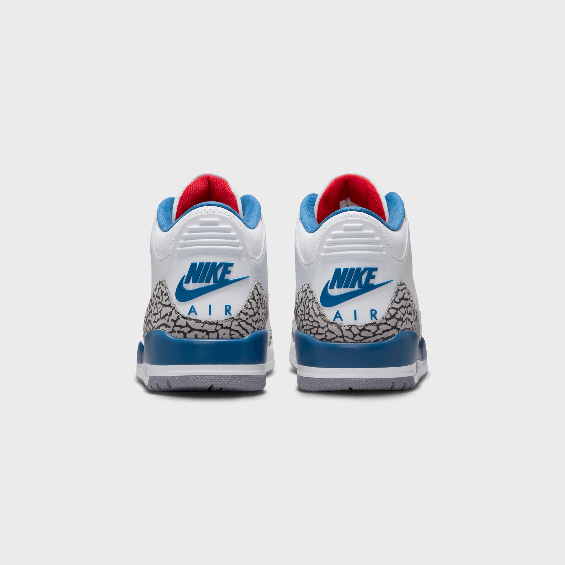 Jordan Air Jordan 3 Retro OG - White / Varsity Red / True Blue / Cement Grey / Anthracite
