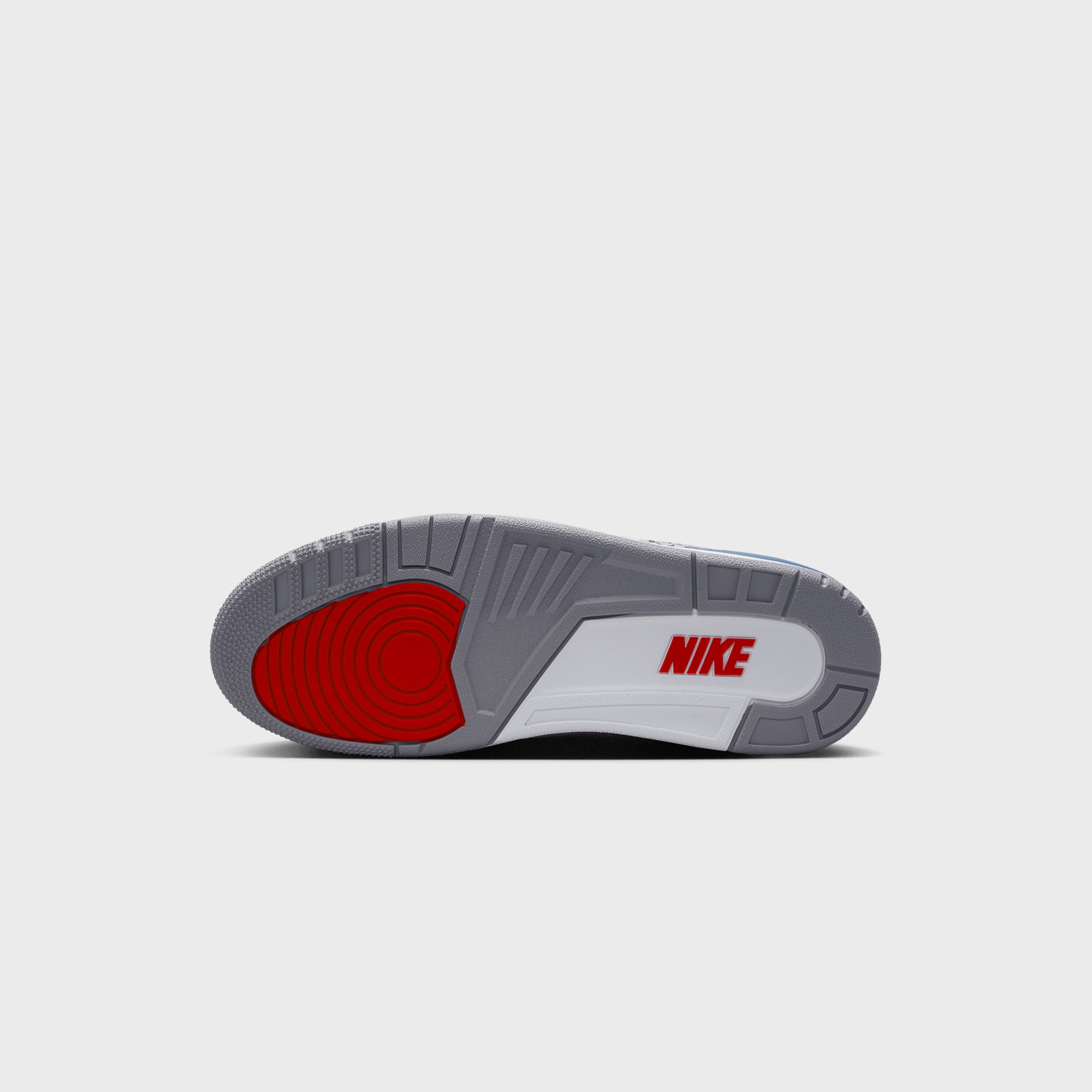 Jordan Air Jordan 3 Retro OG - White / Varsity Red / True Blue / Cement Grey / Anthracite