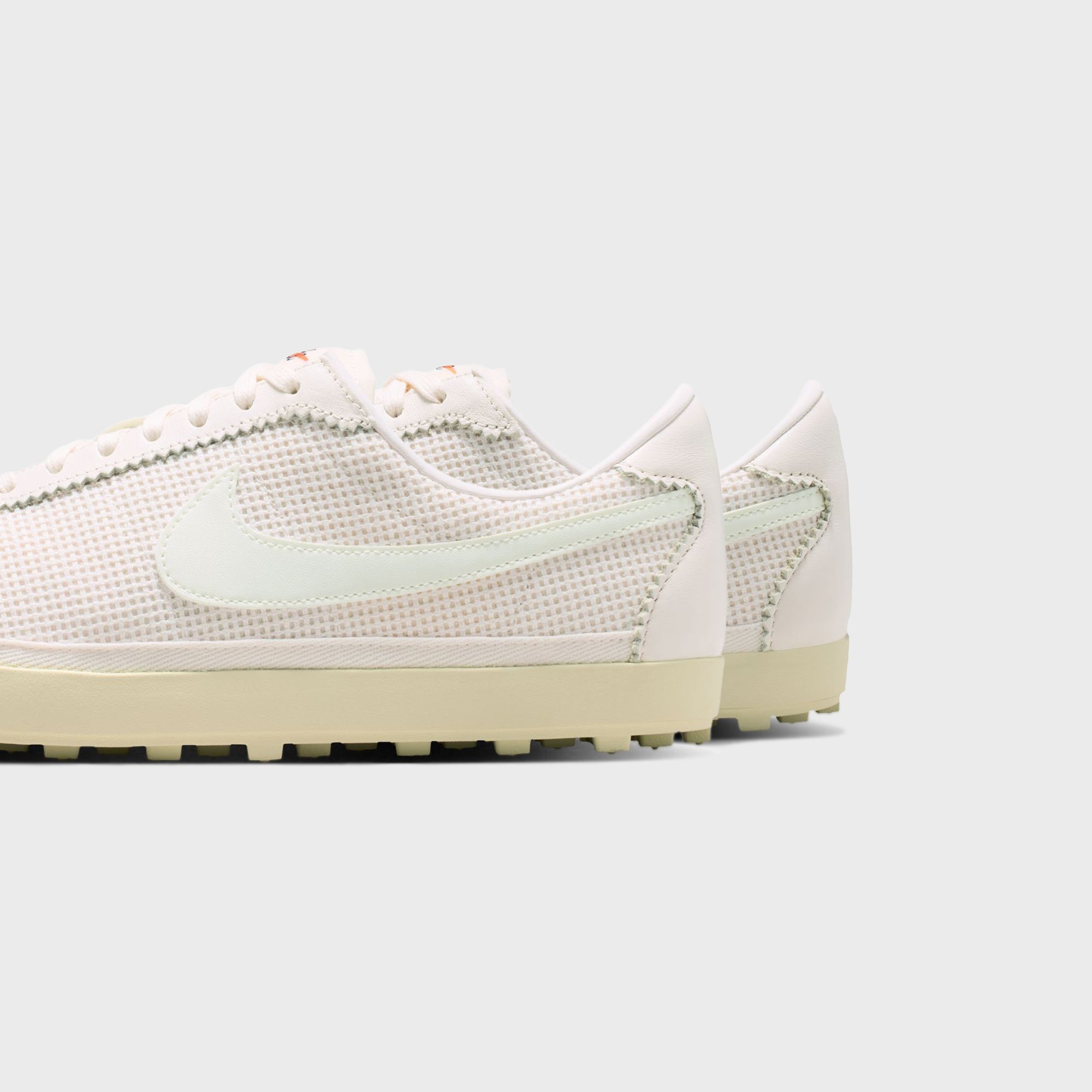 Nike WMNS Astrograbber TXT - Pink – Kith Japan