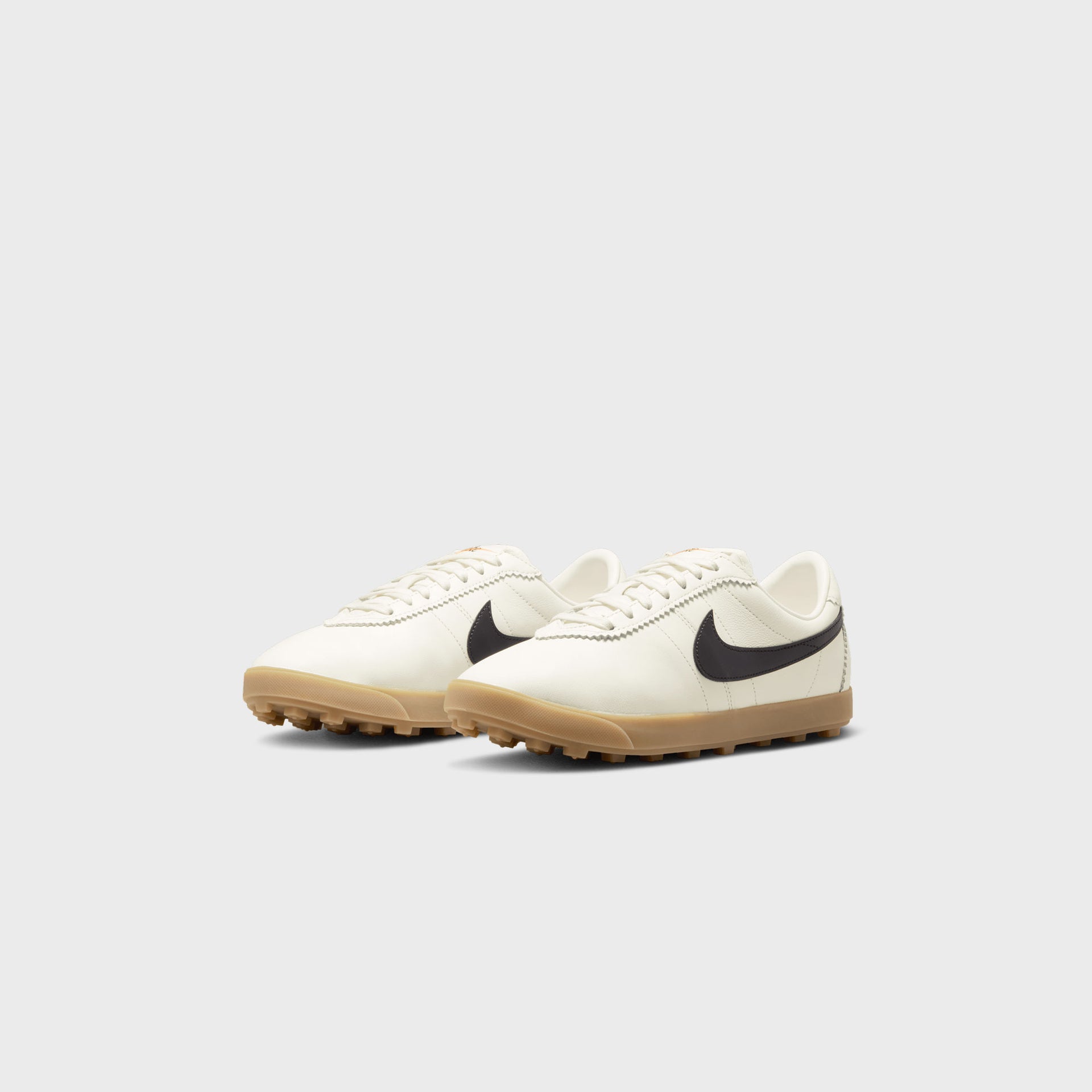 Nike WMNS Astrograbber LTHR - Sail / Black Gum / Light Brown