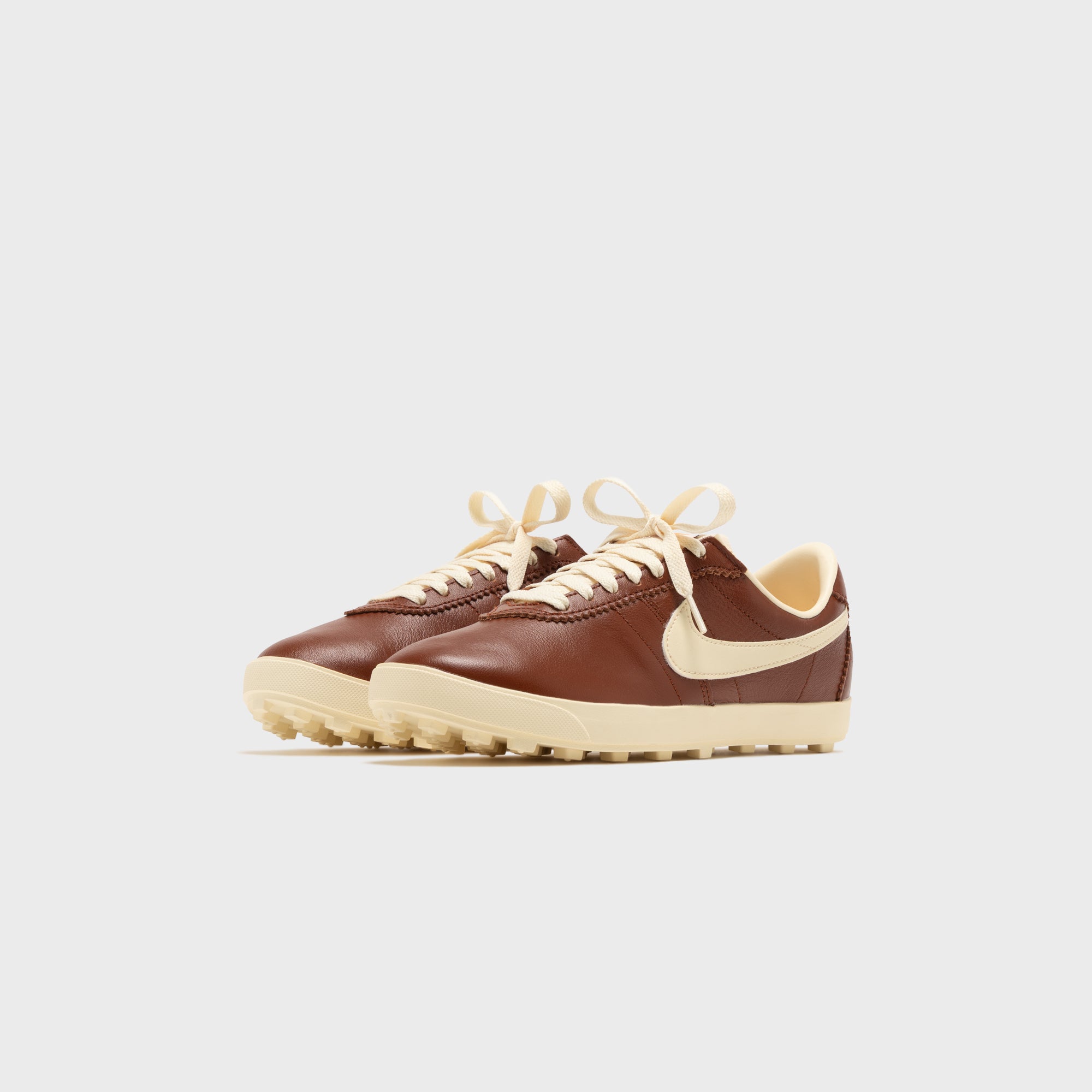 Nike WMNS Astrograbber LTHR - Cinnamon / Muslin / Sail – Kith Japan