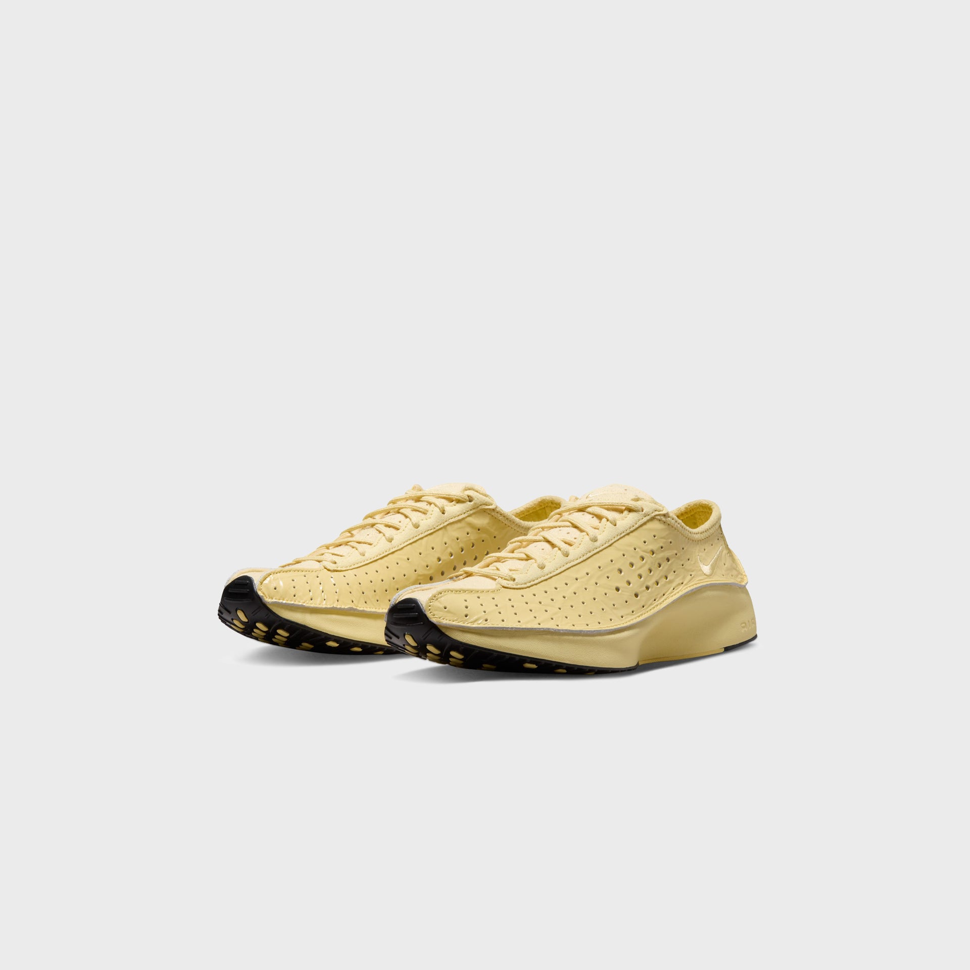 Nike Air Superfly - Soft Yellow / Soft Yellow / Black / Soft Yellow