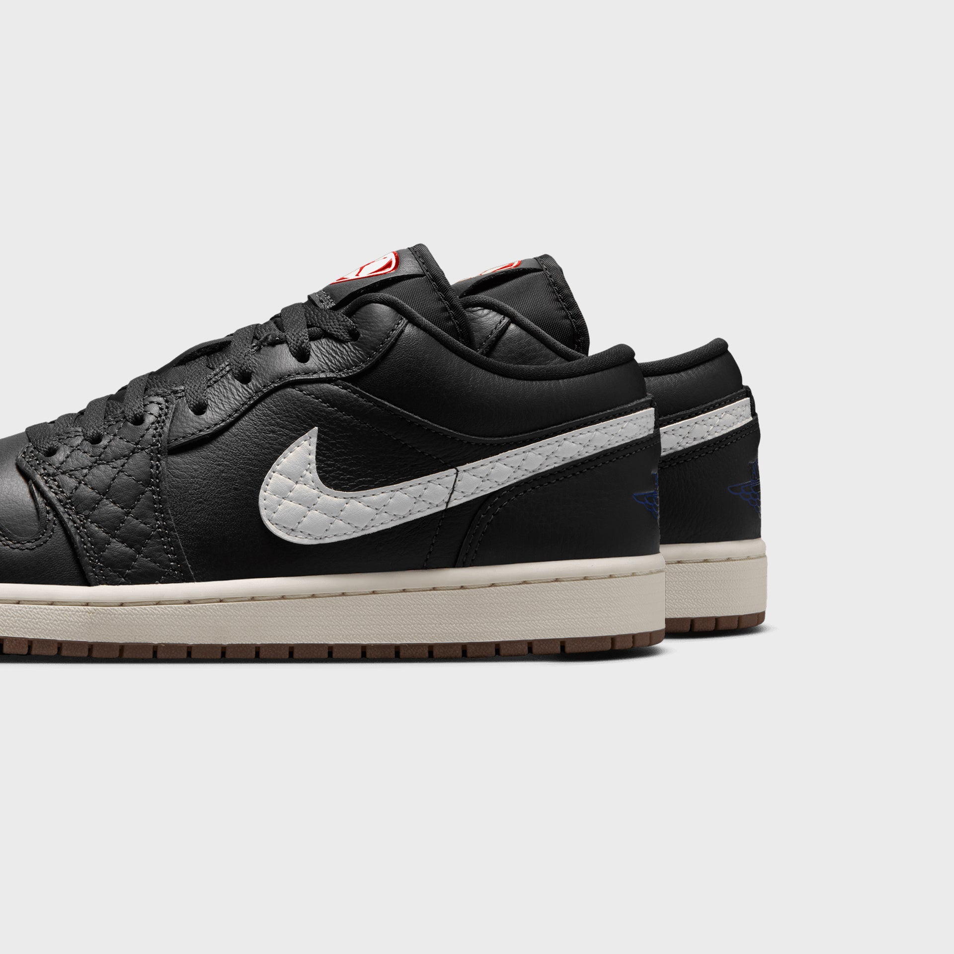 Jordan Air Jordan 1 Low SE - Off-Noir / University Red / Game Royal / Sail