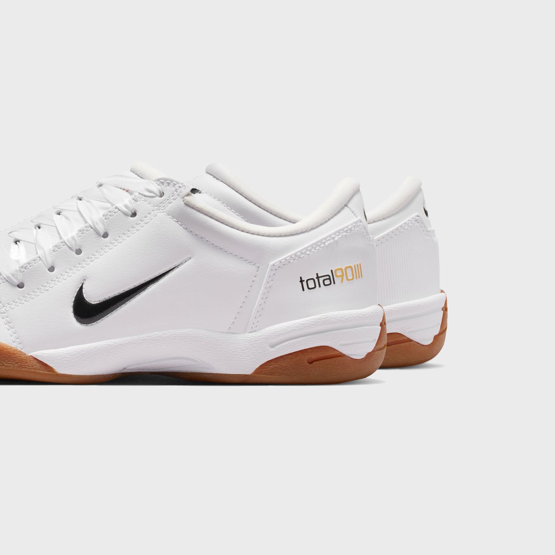 Nike W T90 - White
