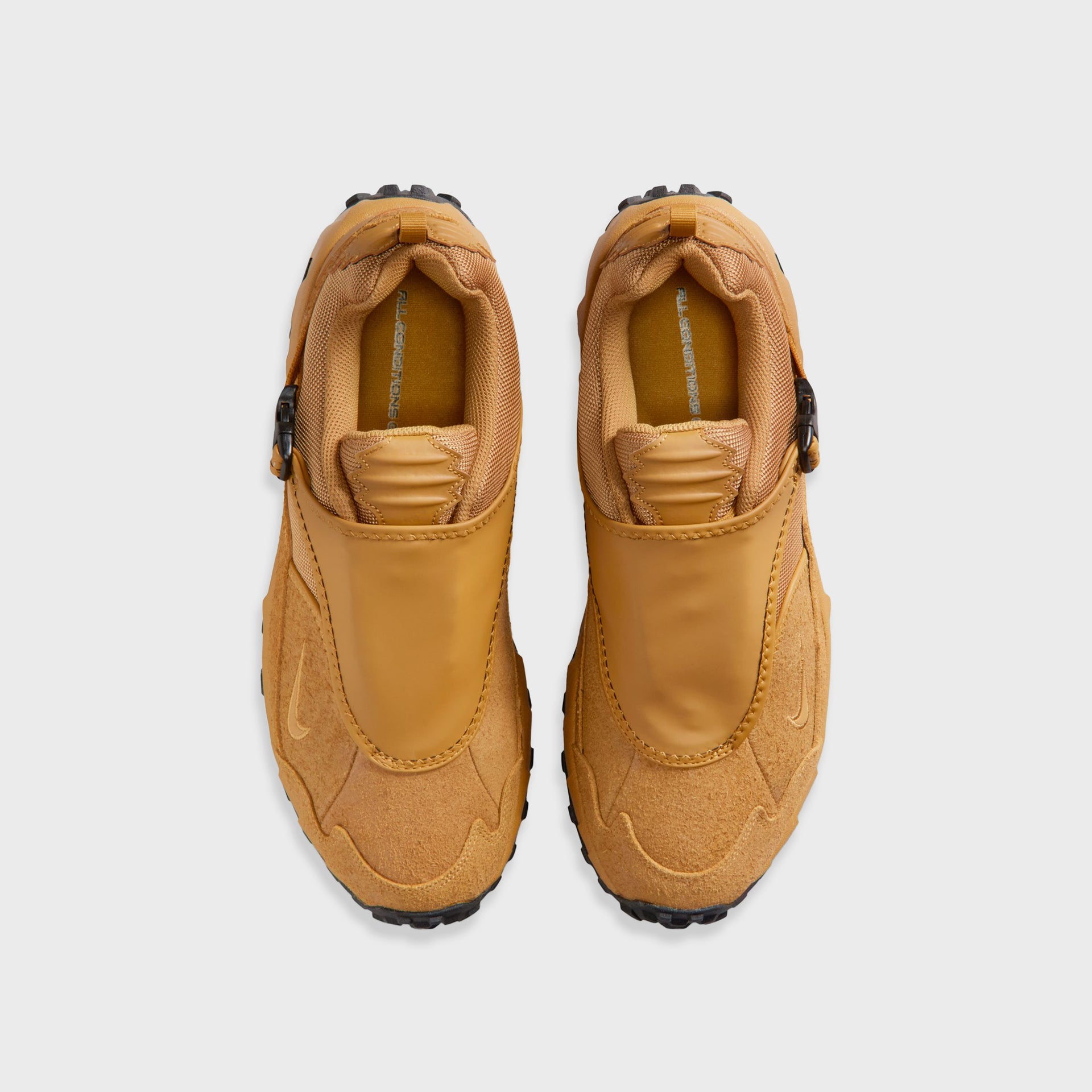Nike ACG Phassad - Wheat and Black