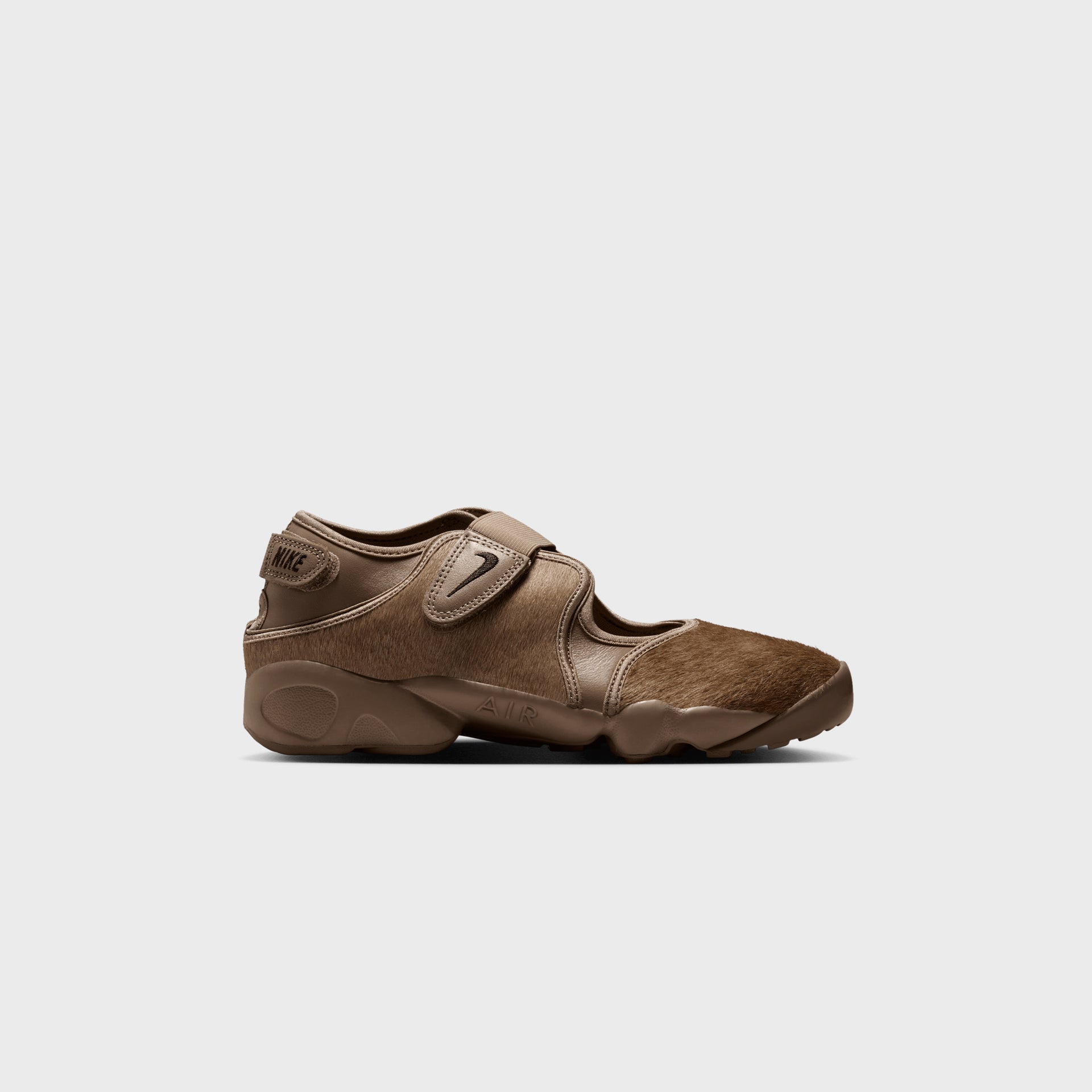 Nike WMNS Air Rift Pony - Dark Driftwood / Black