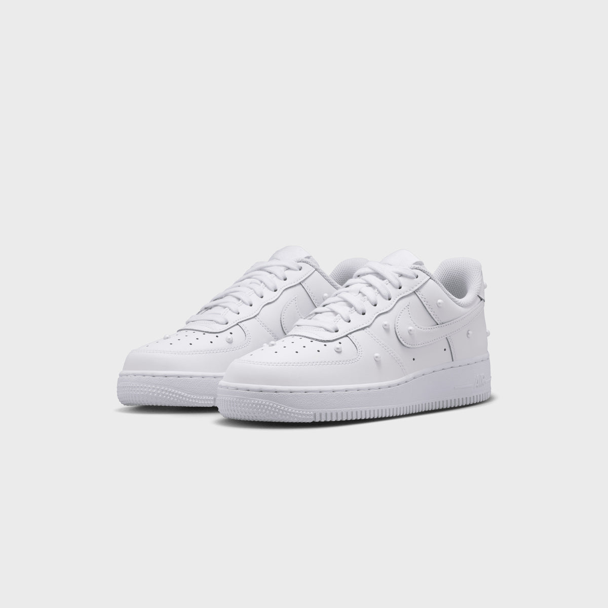 Nike Air Force 1 '07 SE - White / White / Metallic Summit White