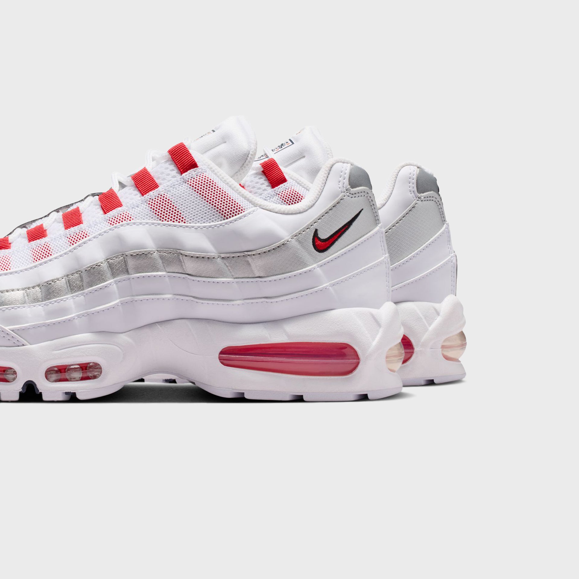 Nike Air Max 95 SE - White / Speed Red / Metallic Silver / Obsidian