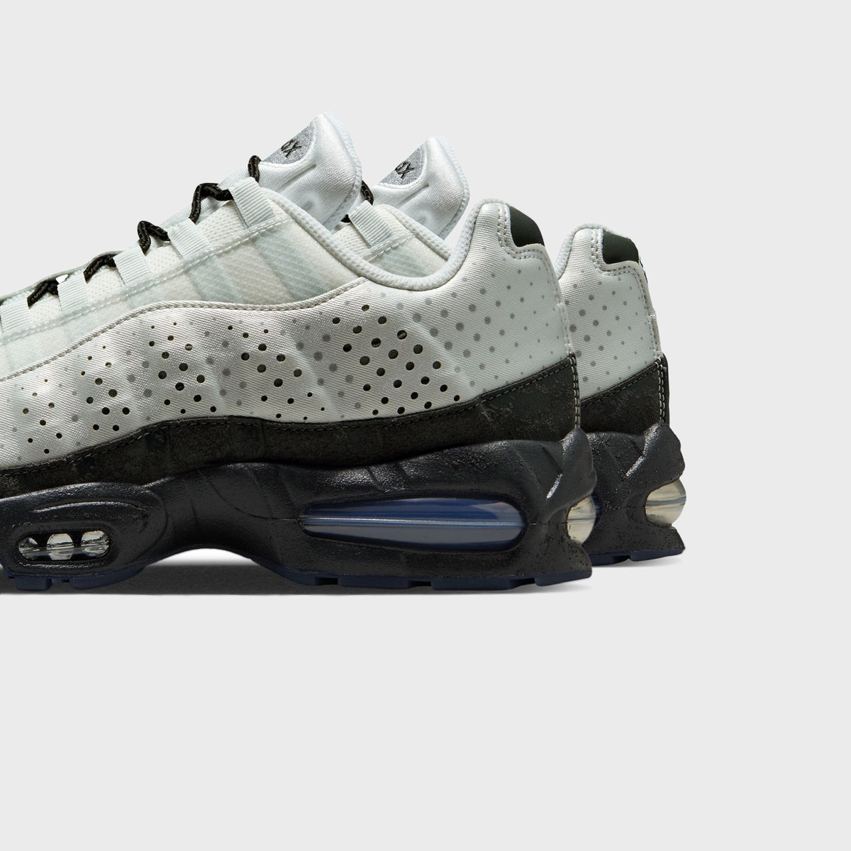 Nike Air Max 95 Big Bubble SE - Photon Dust / Metallic Silver 