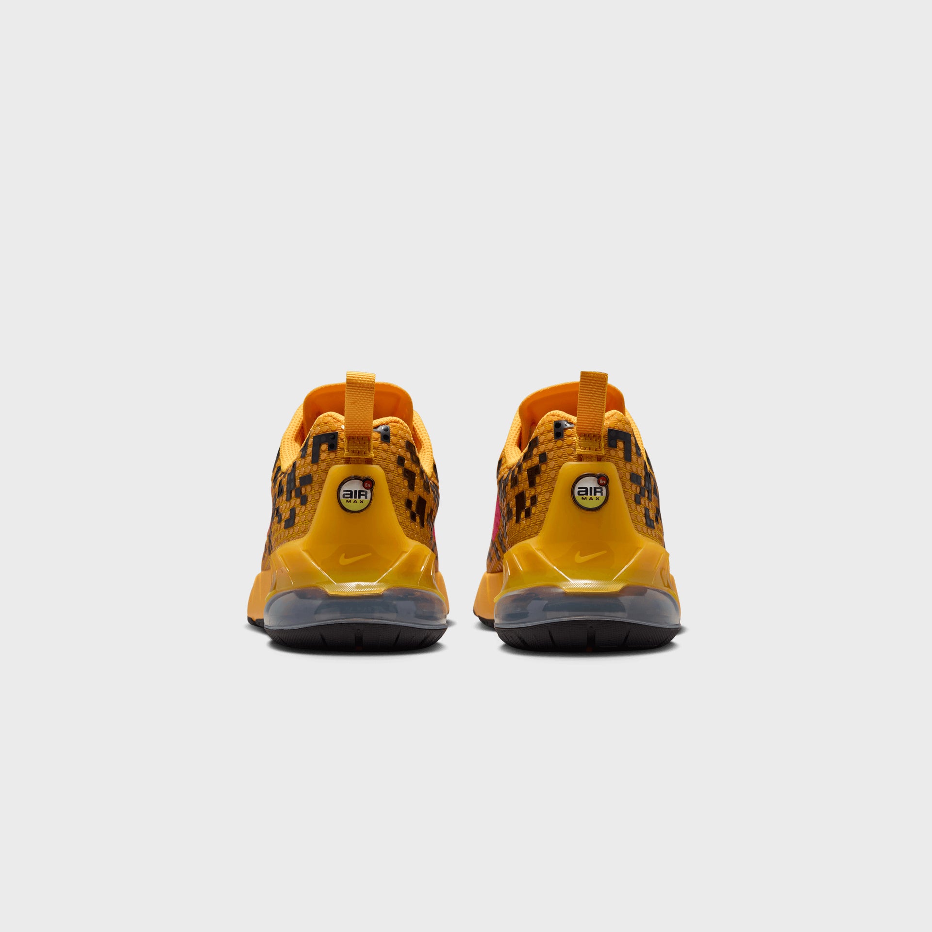 Nike Air Max Phoenix × LEGO - University Gold / Black