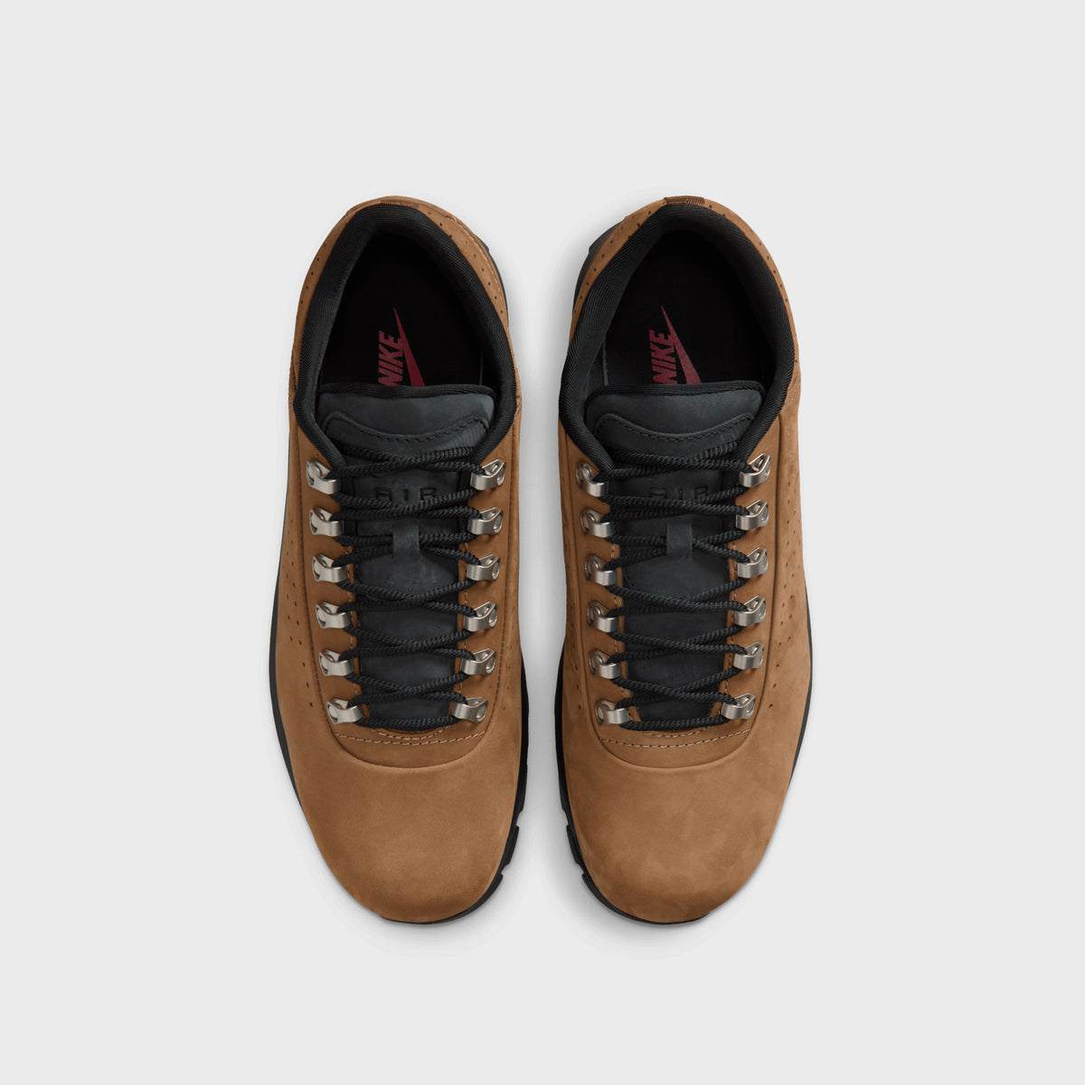 Nike Air Max Goadome Low SP - Taupe / University Red / Black