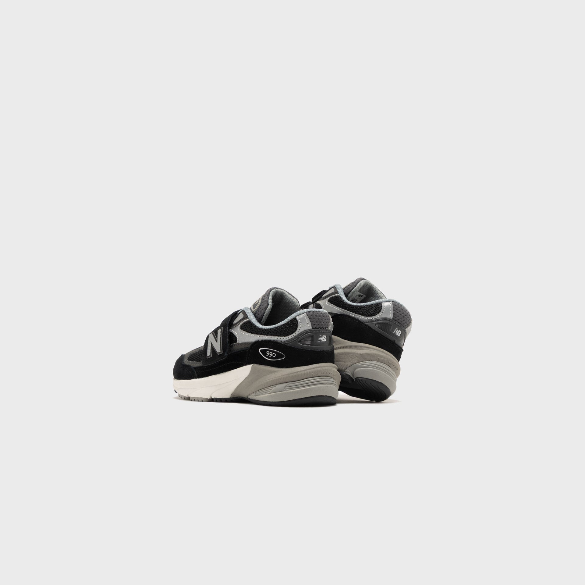 New Balance IV990BK6 - Black