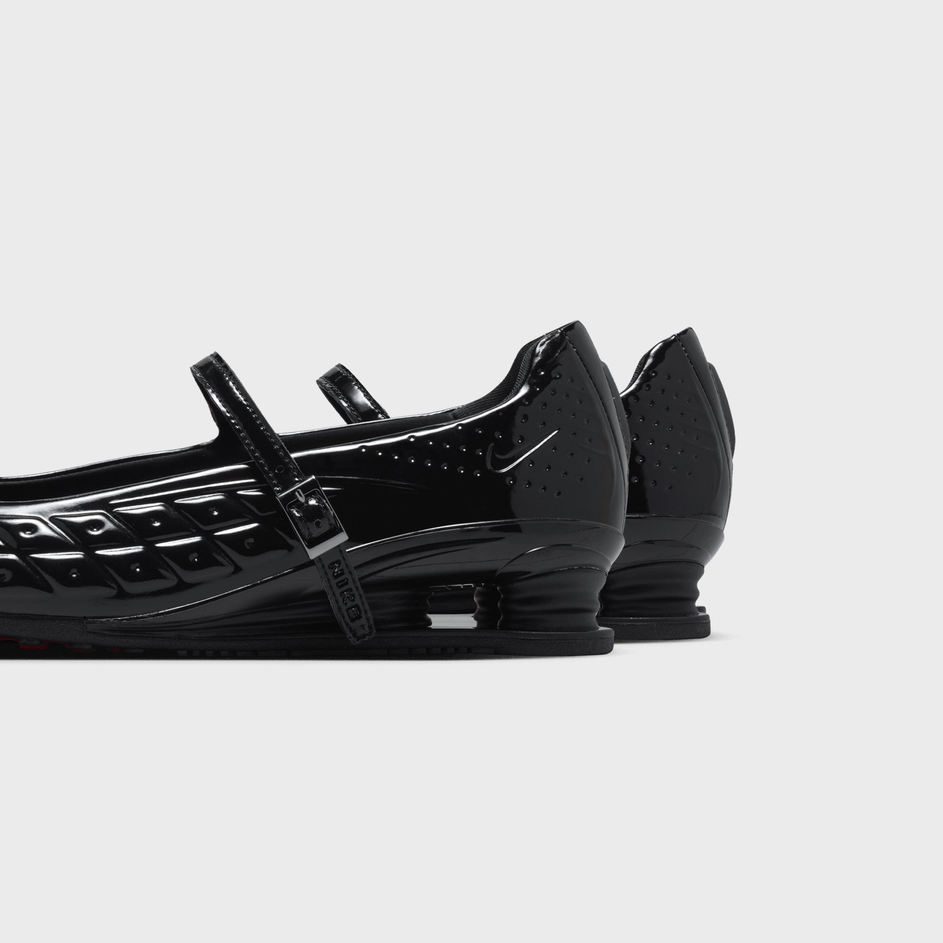 Nike WMNS Shox Z Calistra - Black / Black / Black