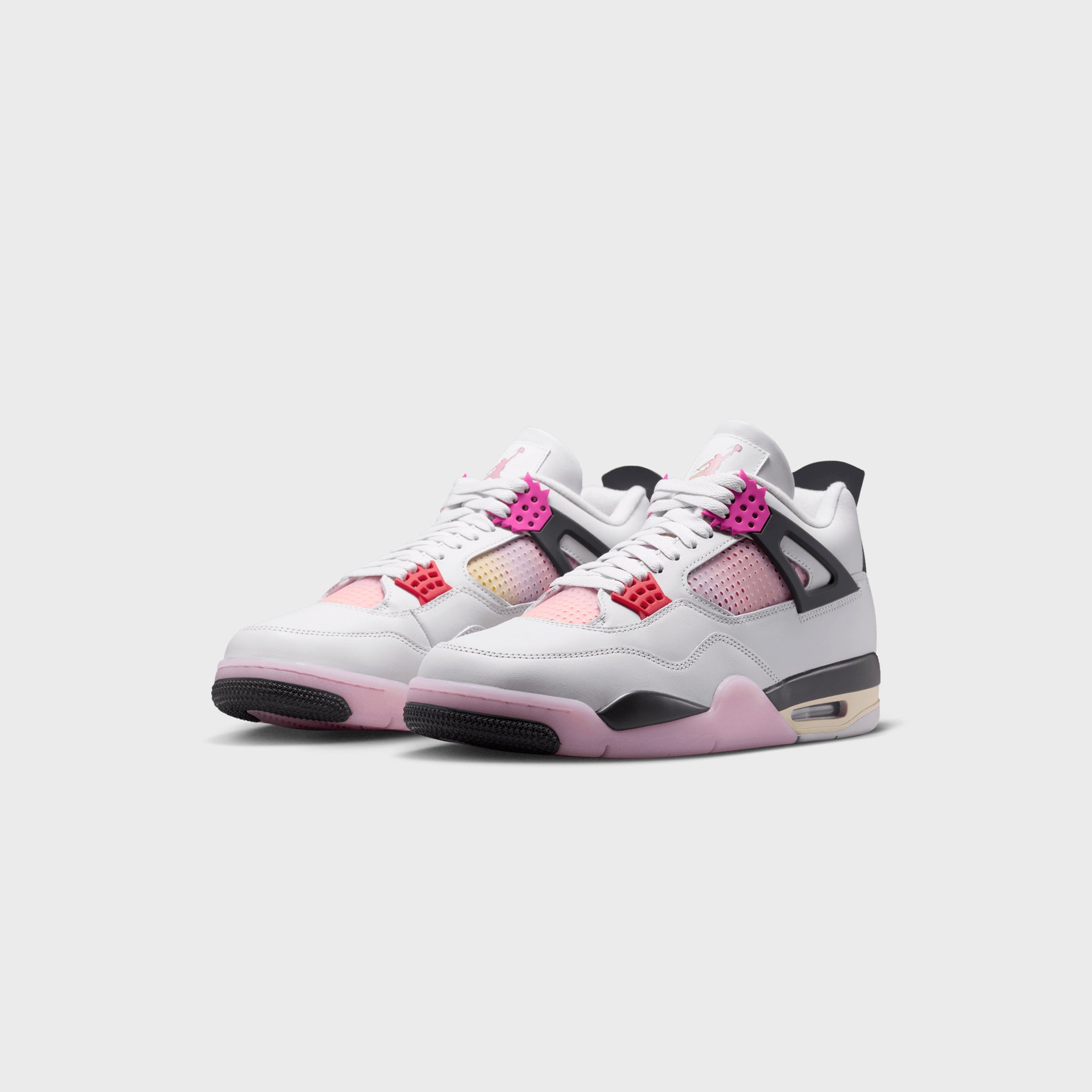 Jordan Air Jordan 4 Retro - Off White / Anthracite /Fire Pink