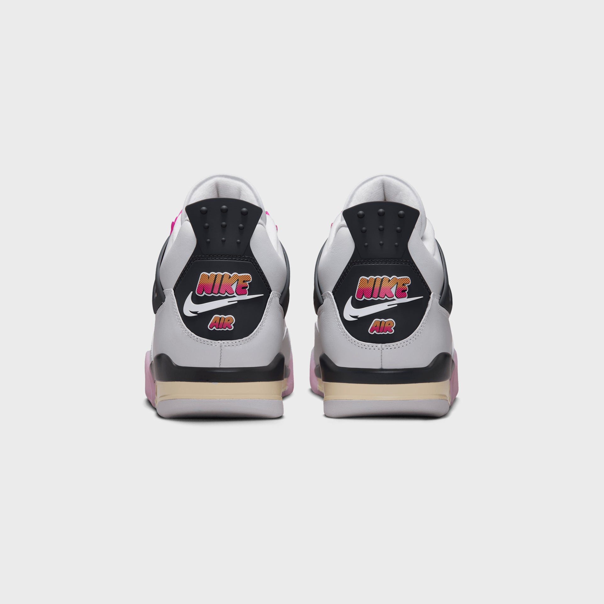 Jordan Air Jordan 4 Retro - Off White / Anthracite /Fire Pink