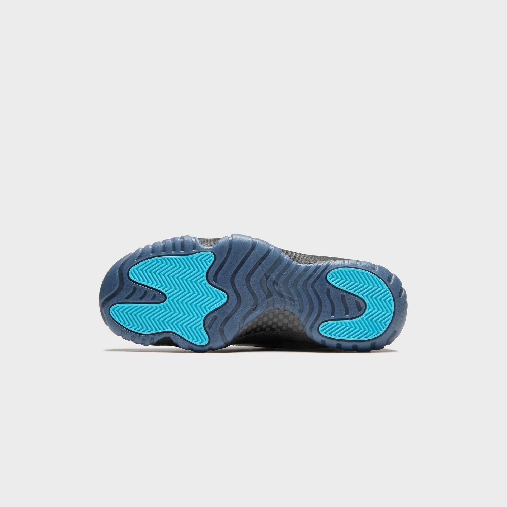Jordan Air Jordan 11 Retro - Black / Gamma Blue / Varsity Maize