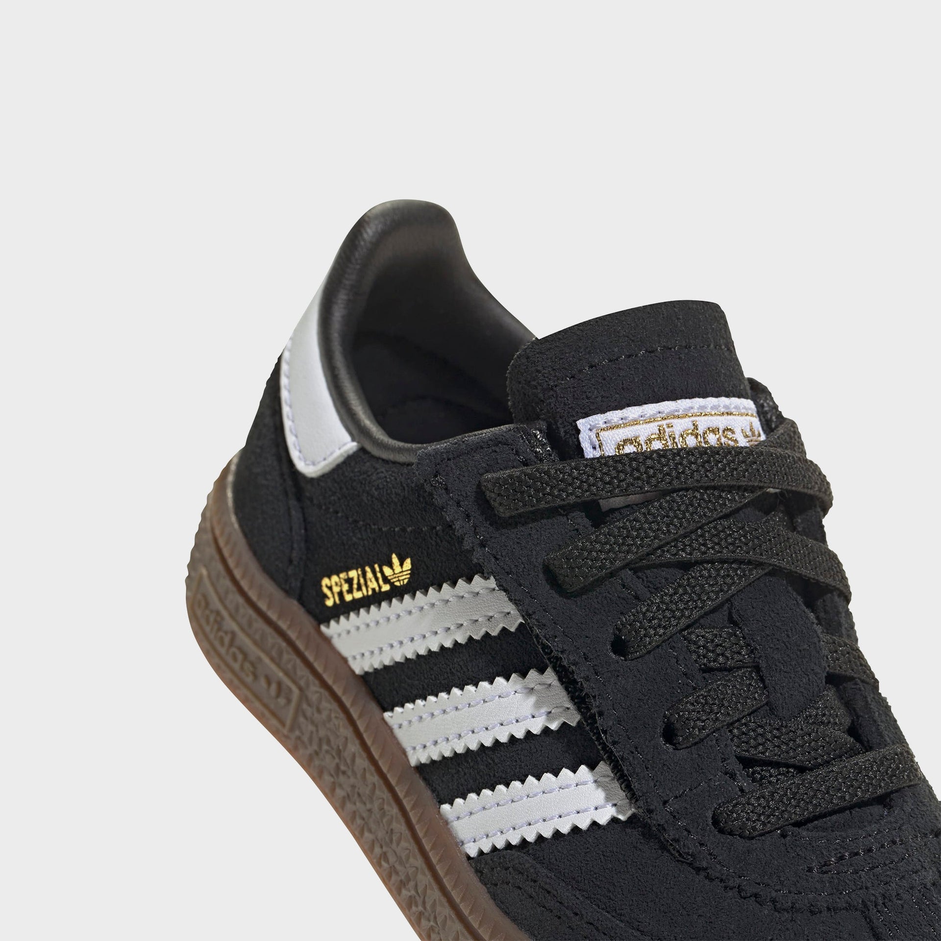 adidas TD Handball Spezial - Core Black / White / Gum5