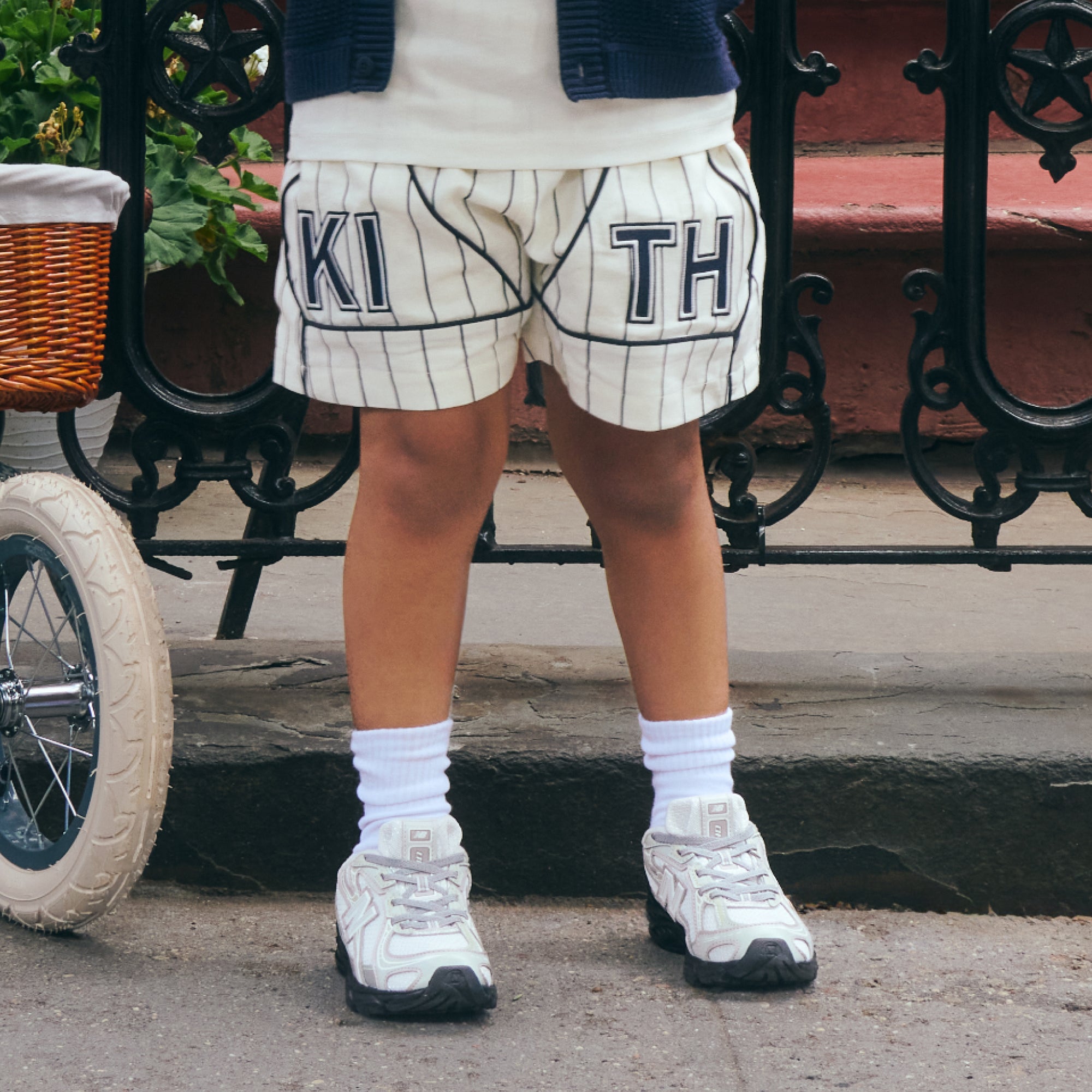 Lisa for Kith Women Crest Brooch - Silver – Kith Japan