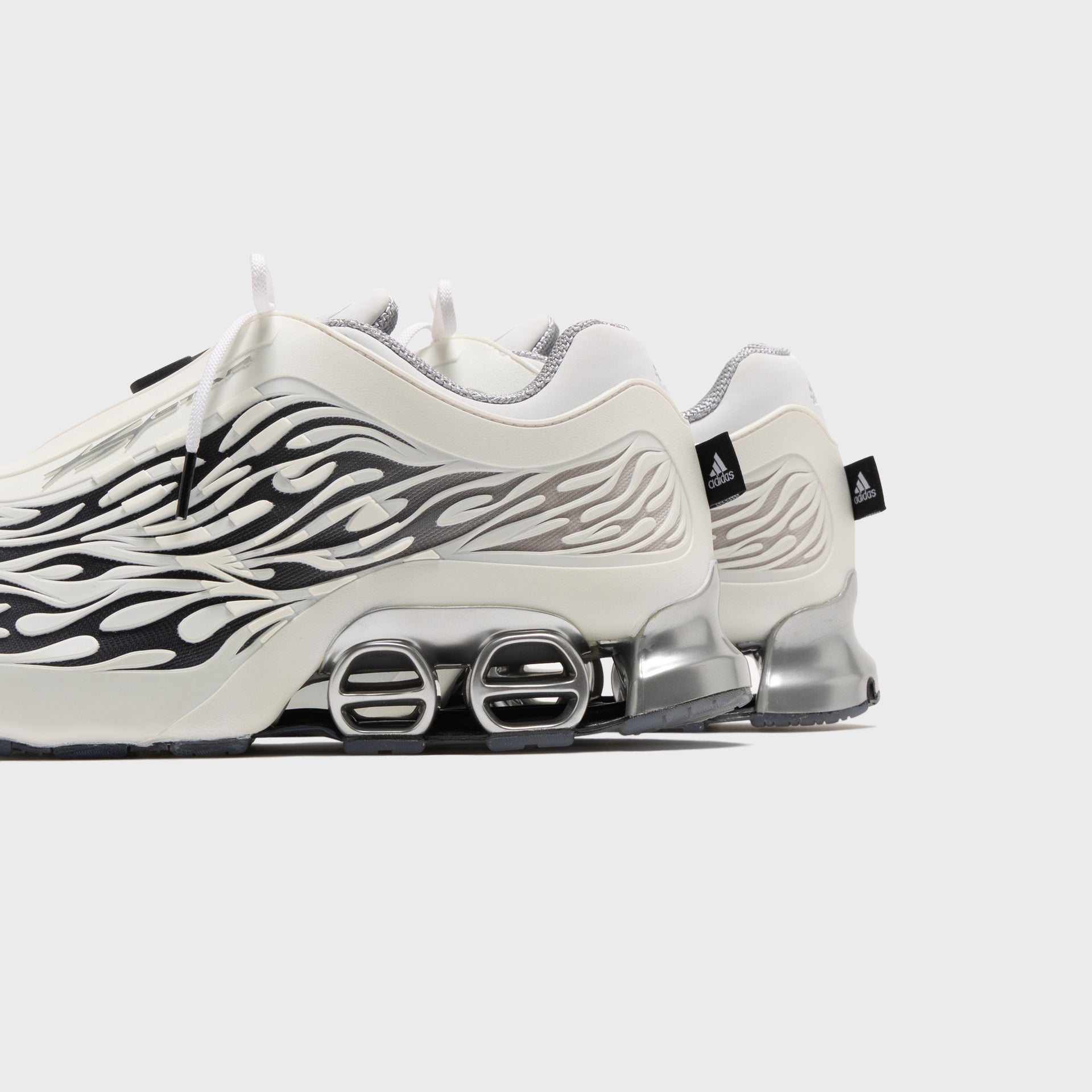 Adidas Hellstar x adidas Originals Megaride S2 - Off White / Core Black