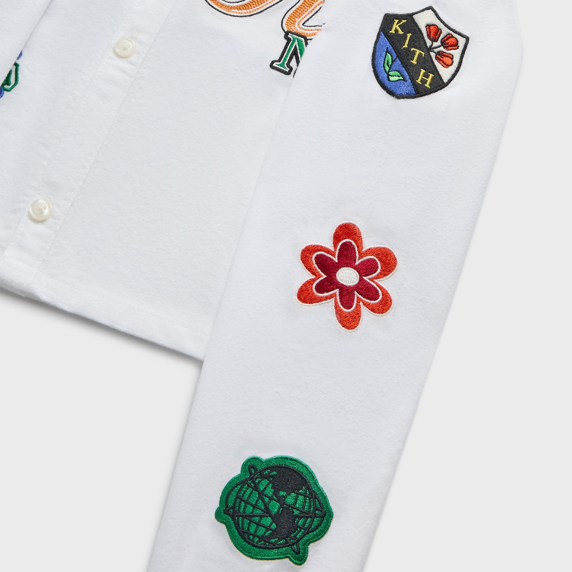 新品・未使用　KITH　長袖シャツ マルチカラー　パッチワーク　XXLサイズ Kith Kids NY to the World Cropped Apollo Shirt - Silk – Kith Japan