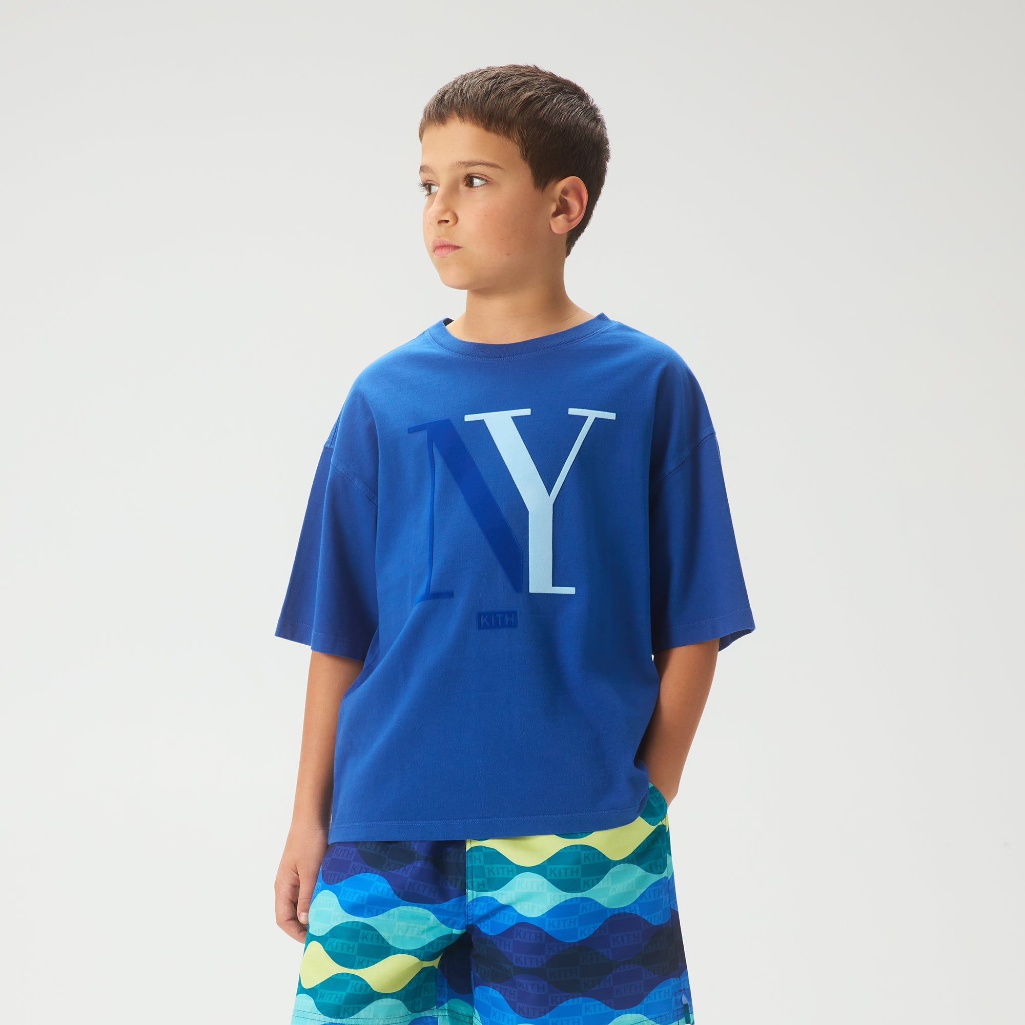 新品未開封 KITH ライトブルー Tシャツ 3T Shop Kids – Kith Japan