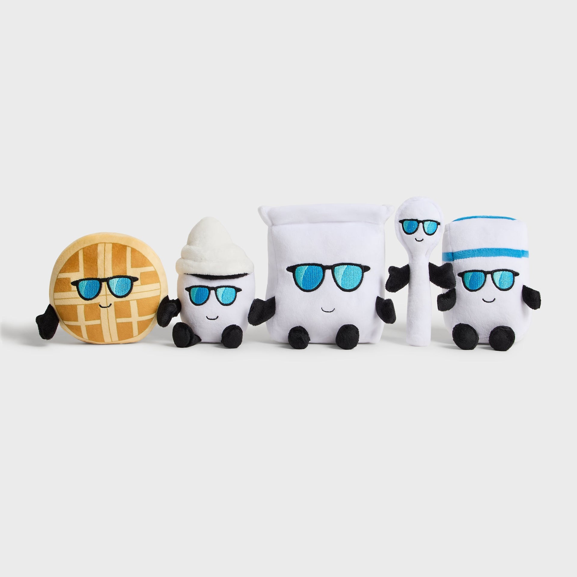 Kith Treats 5 Plushie Set - Multi