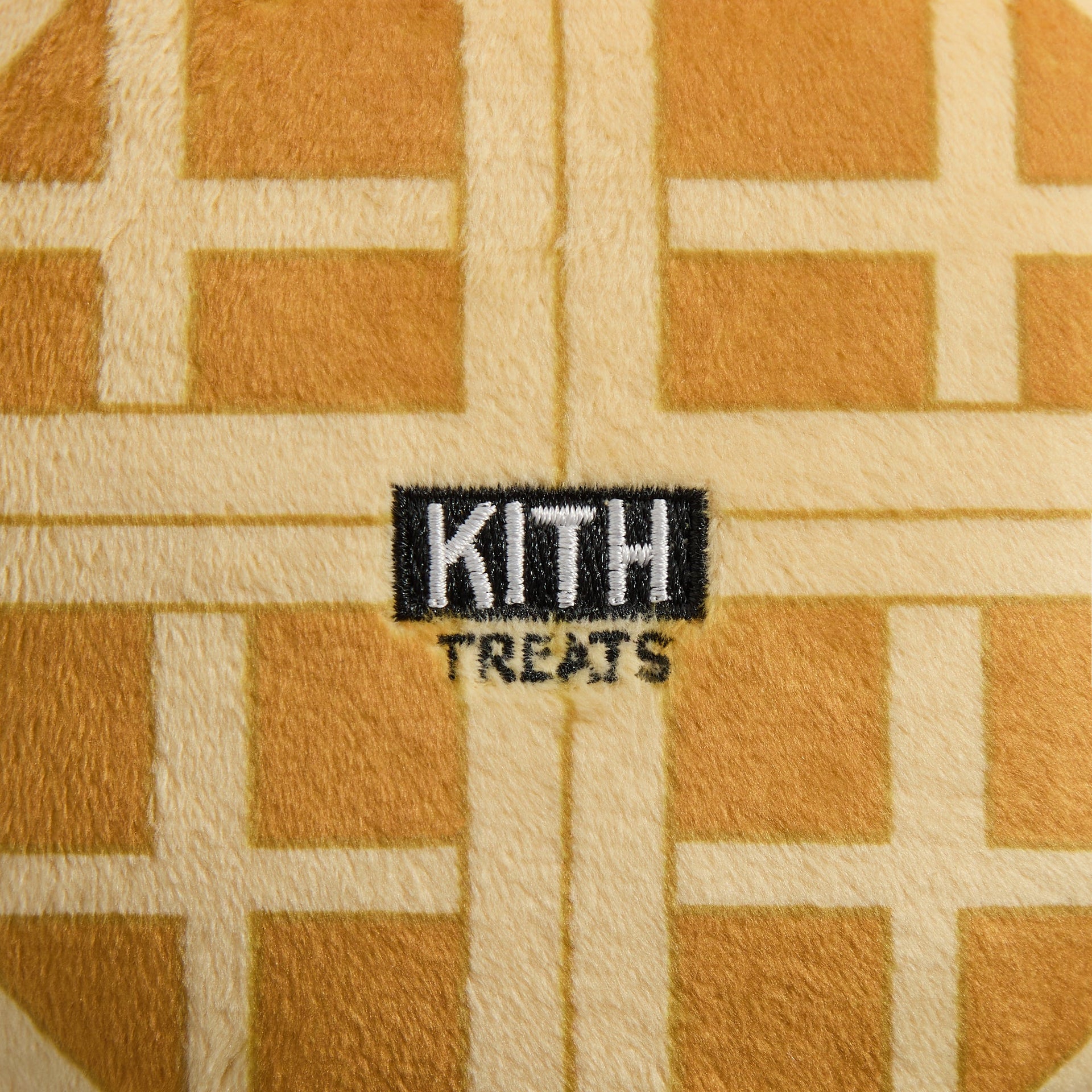 Kith Treats 5 Plushie Set - Multi
