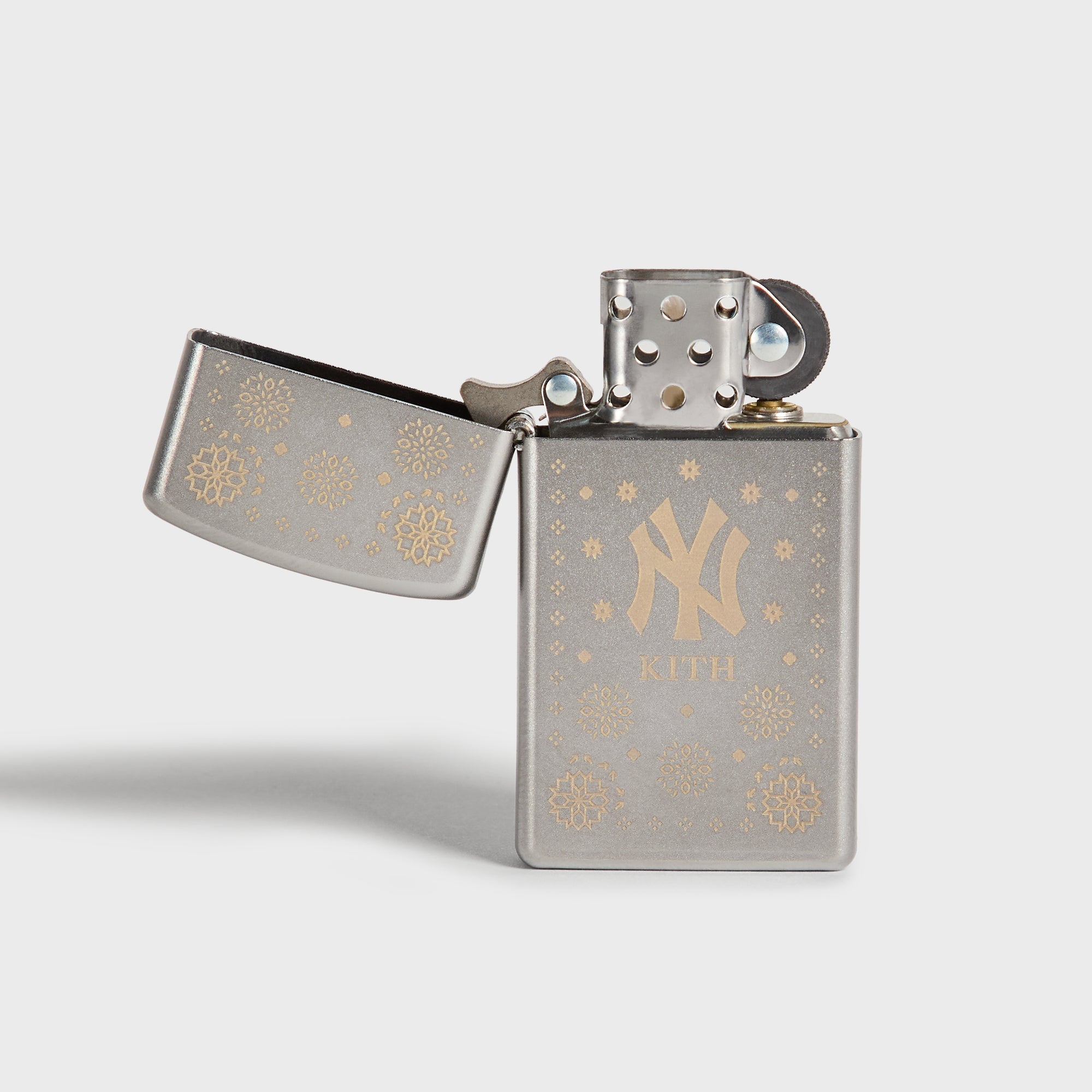 Kith for the New York Yankees Slim Zippo Lighter - Silver – Kith Japan
