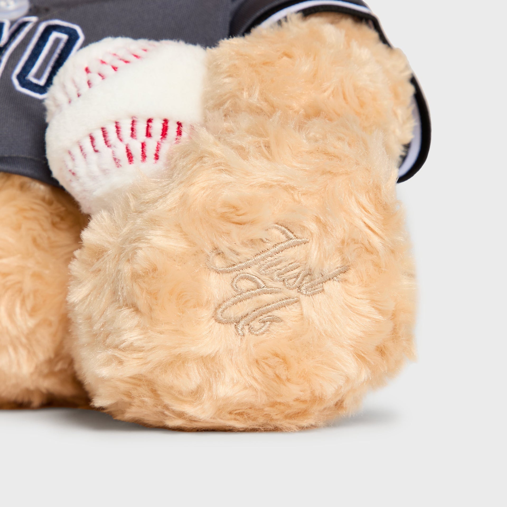 Kith for the New York Yankees Teddy Bear - Skyscraper - PH
