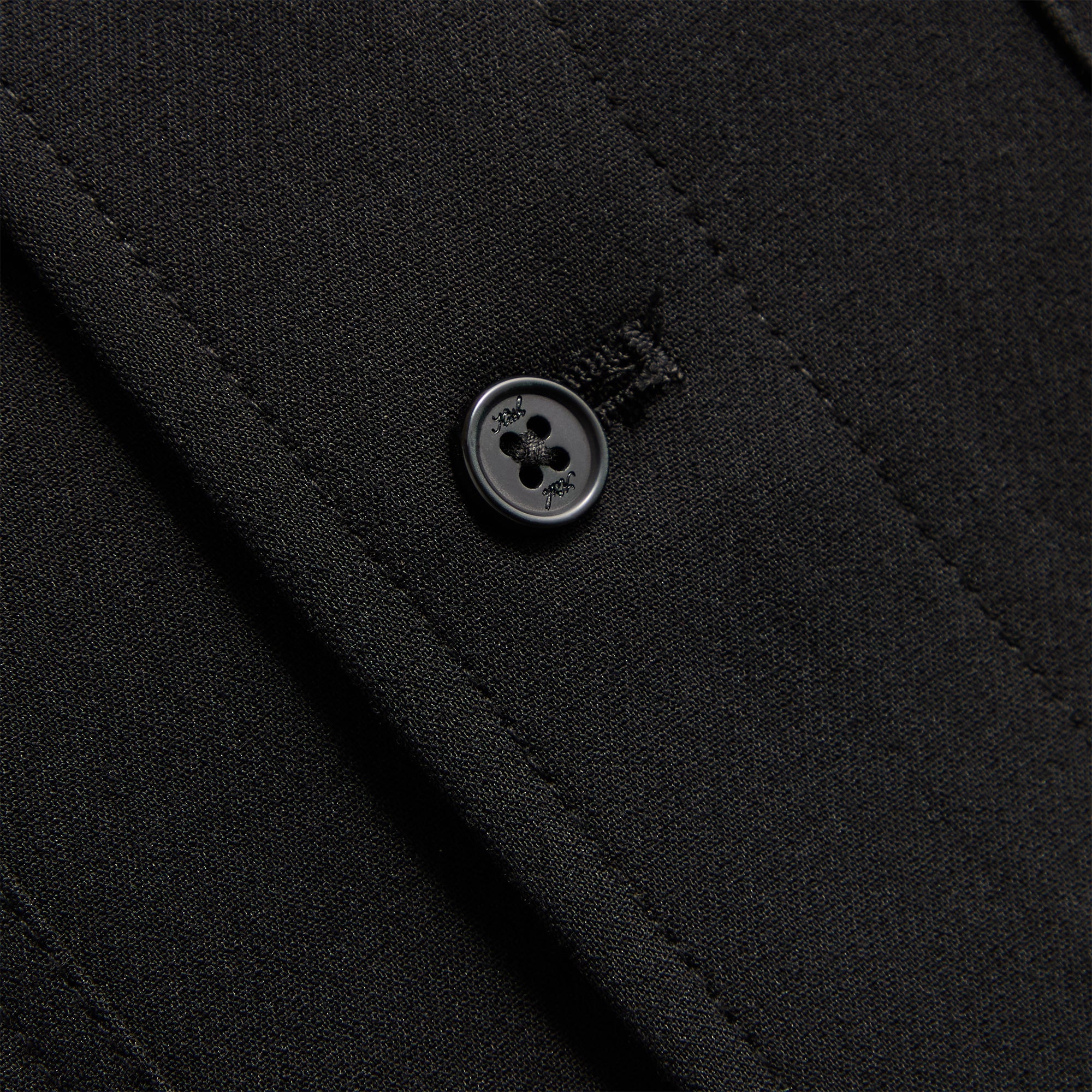 Kith Midweight Double Weave Ace Buttondown - Black – Kith Japan