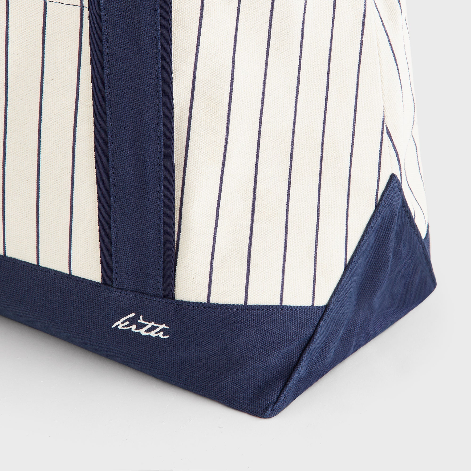 Kith for the New York Yankees Pinstripe Tote Bag - Sandrift – Kith