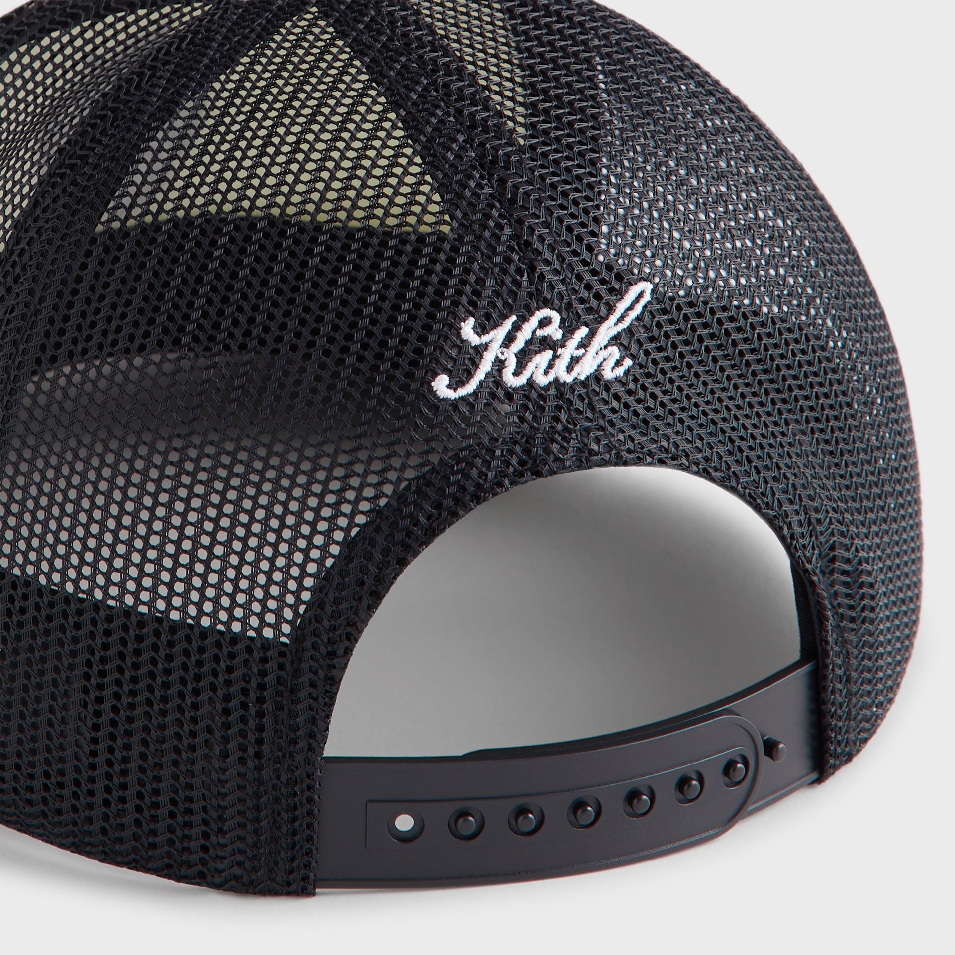 Kith Polyester Foam Apple Crest Embroidery Nolan Trucker Hat - Black