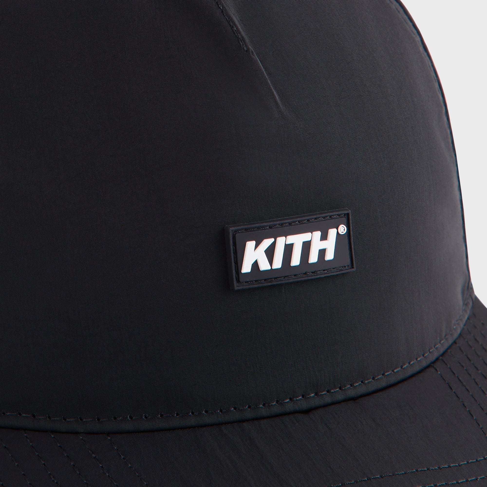 Kith Wrinkle Nylon Bay Low Pinch Crown Snapback - Black – Kith Japan