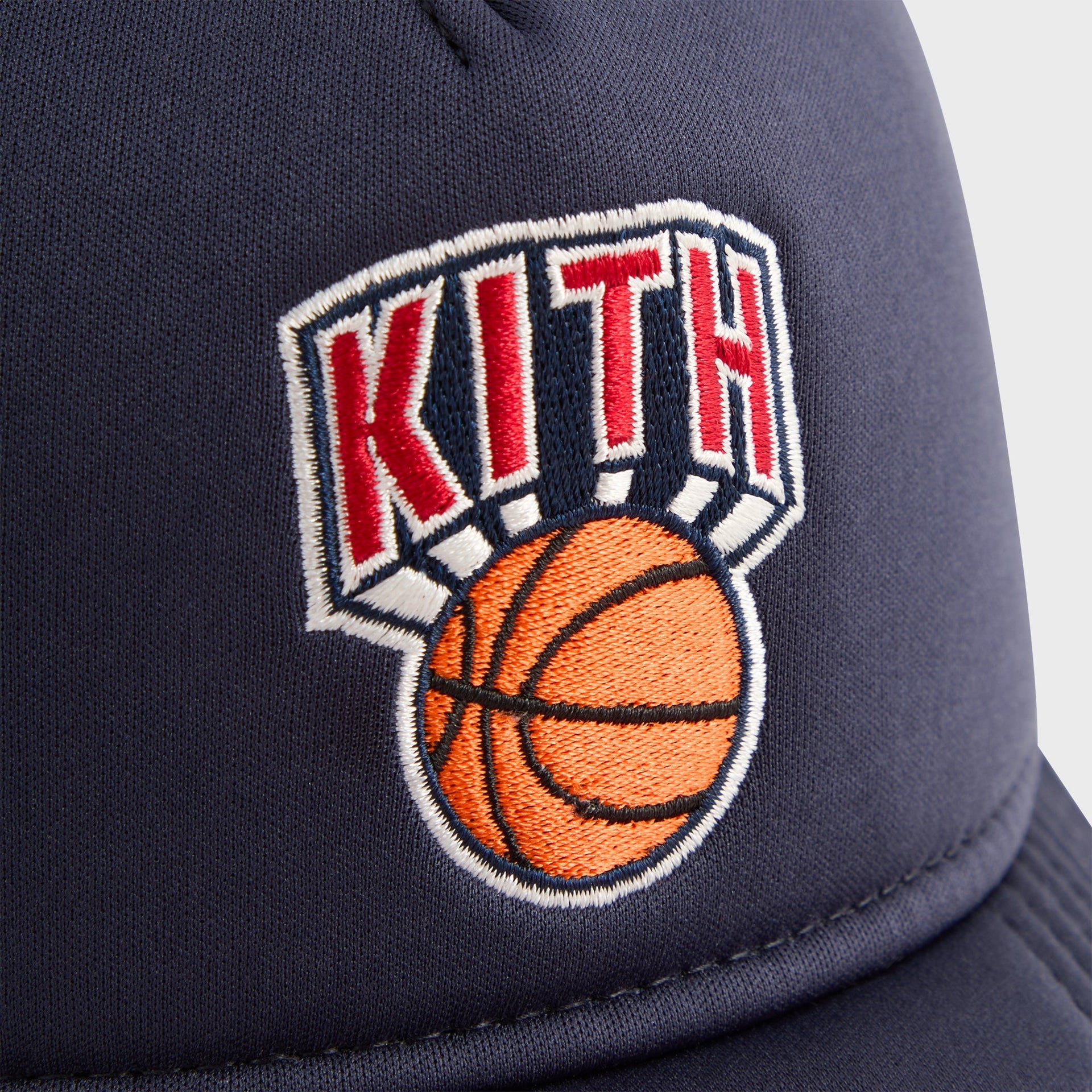 Kith & New Era for the New York Knicks 9FORTY MS Trucker Snapback - Nocturnal