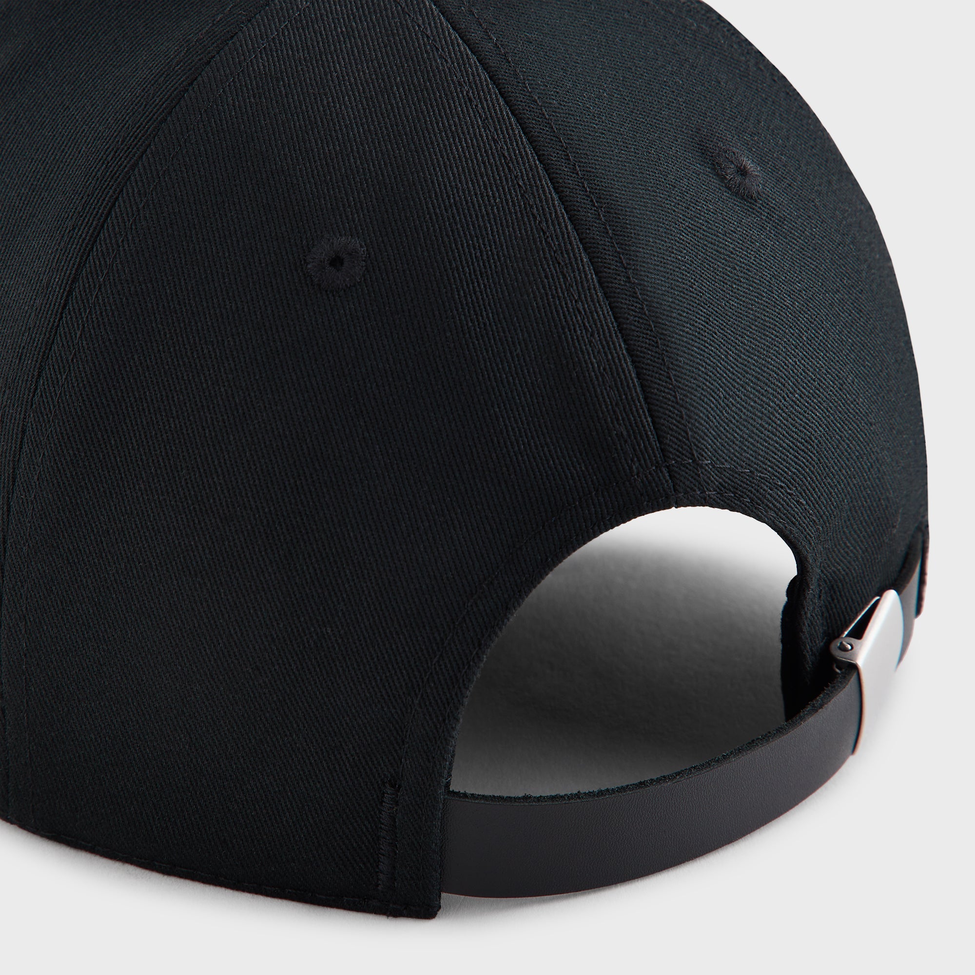 Kith Twill Aaron Classic Cap - Black – Kith Japan