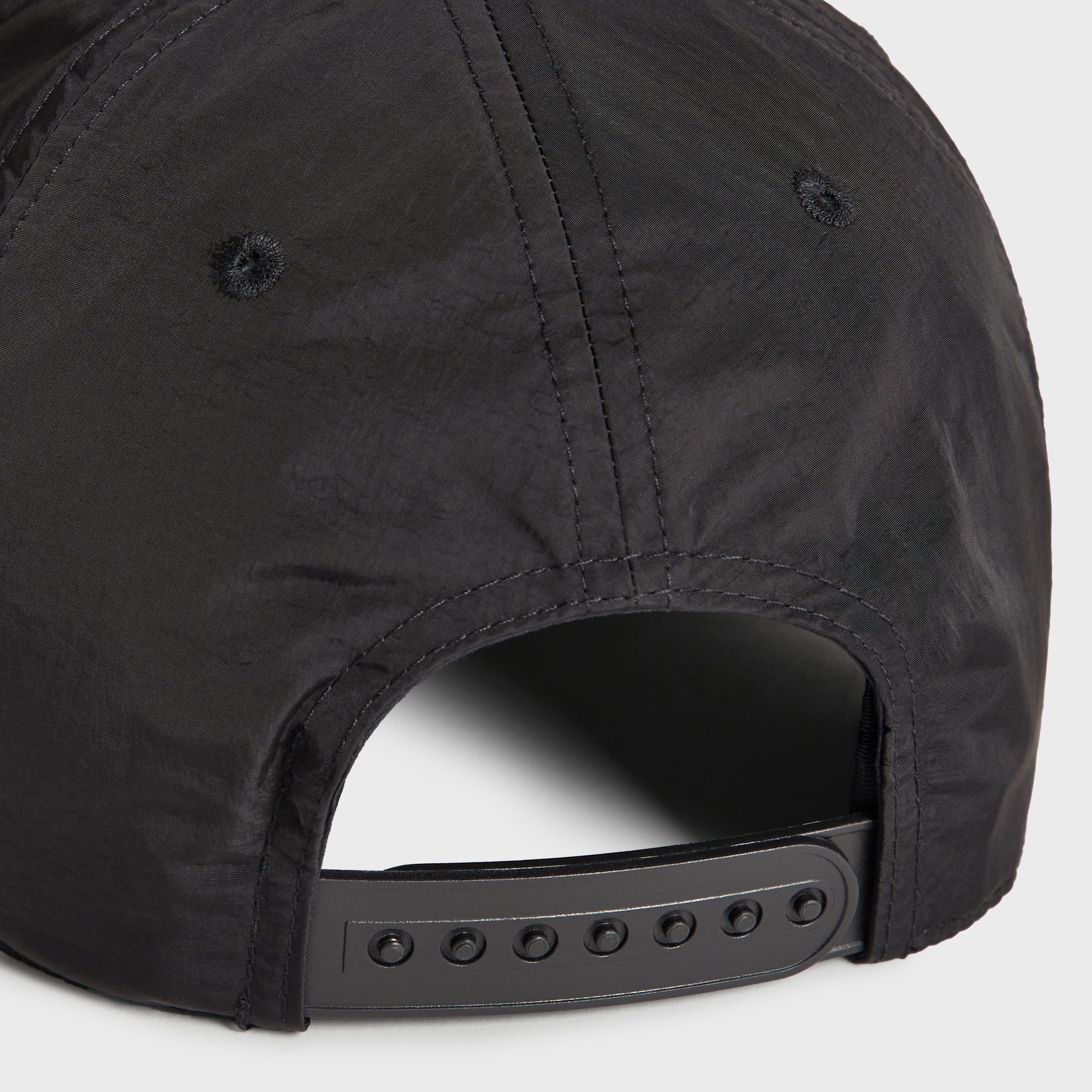 Kith Script Wrinkle Nylon Bay Low Pinch Crown Snapback - Black