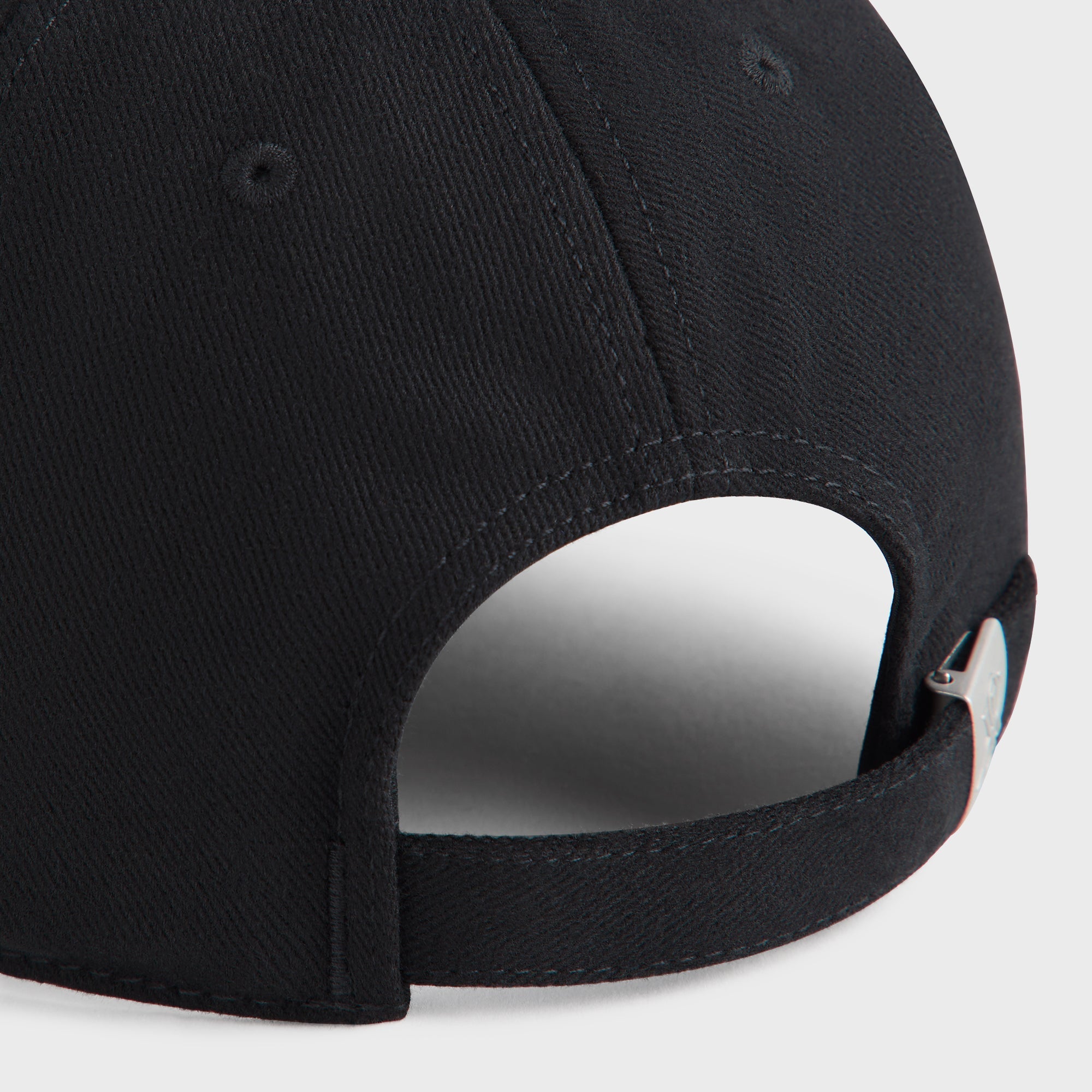 Kith Heavy Twill Aaron Classic Cap - Black – Kith Japan