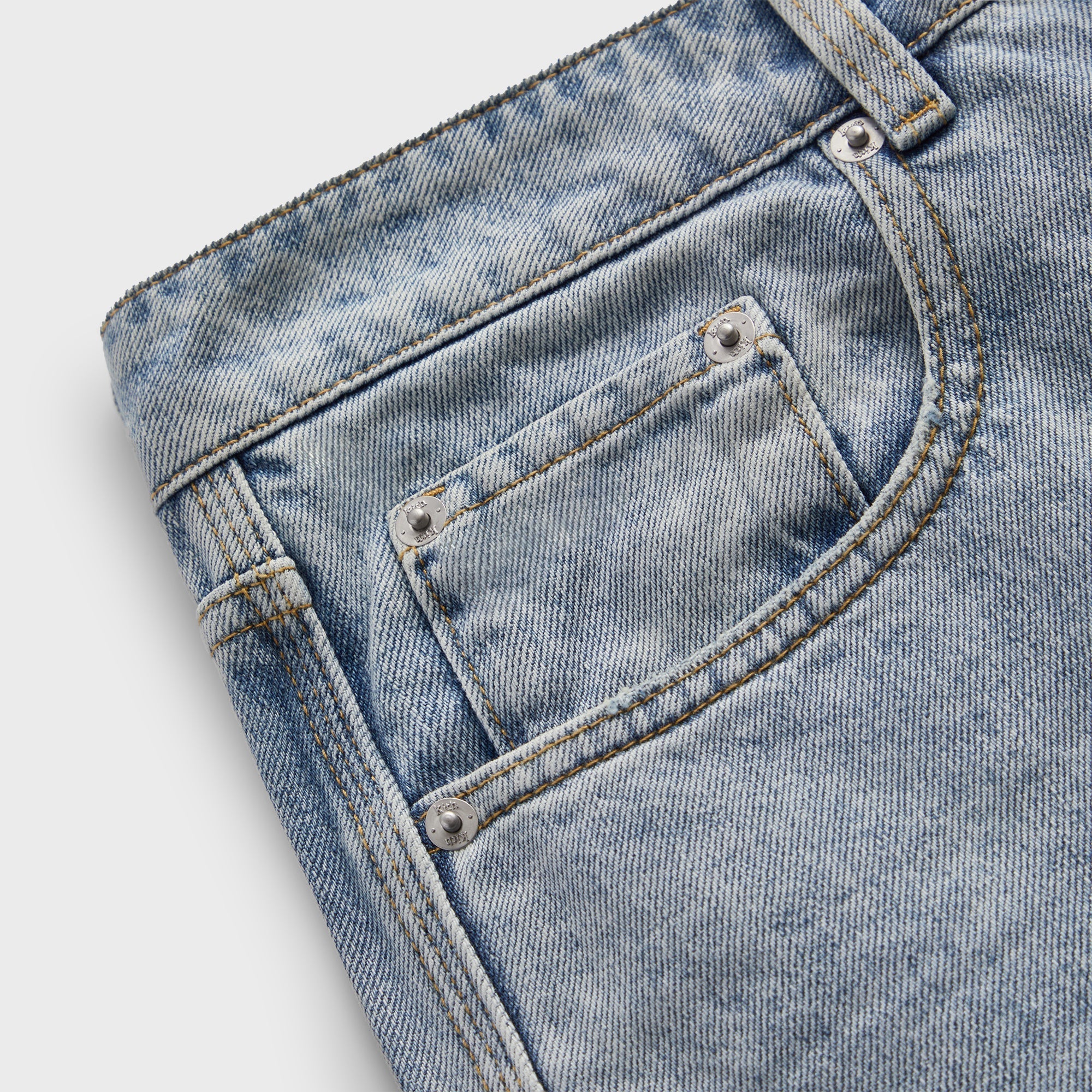 Kith Centre Straight Jeans - Light Indigo – Kith Japan