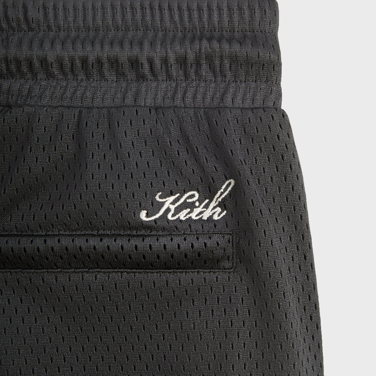 KHM060947-001-Detail_9f2ff518- 