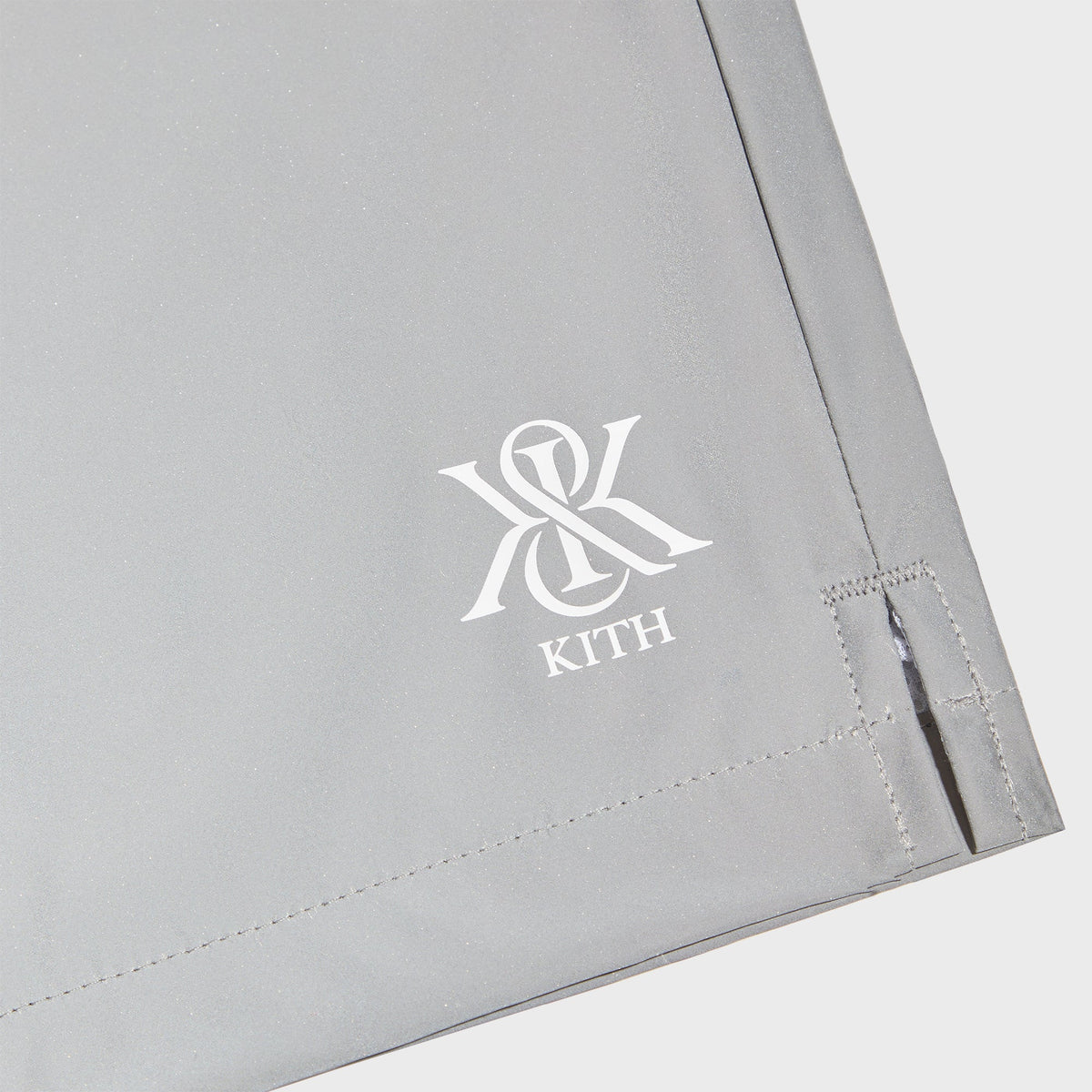 Kith & New Balance Reflective Short - Reflective – Kith Japan