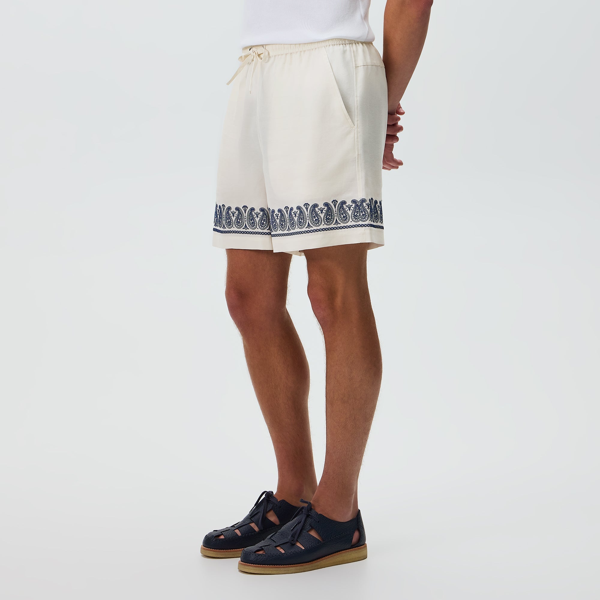 Kith Cupro Linen Cedar Short - Silk – Kith Japan