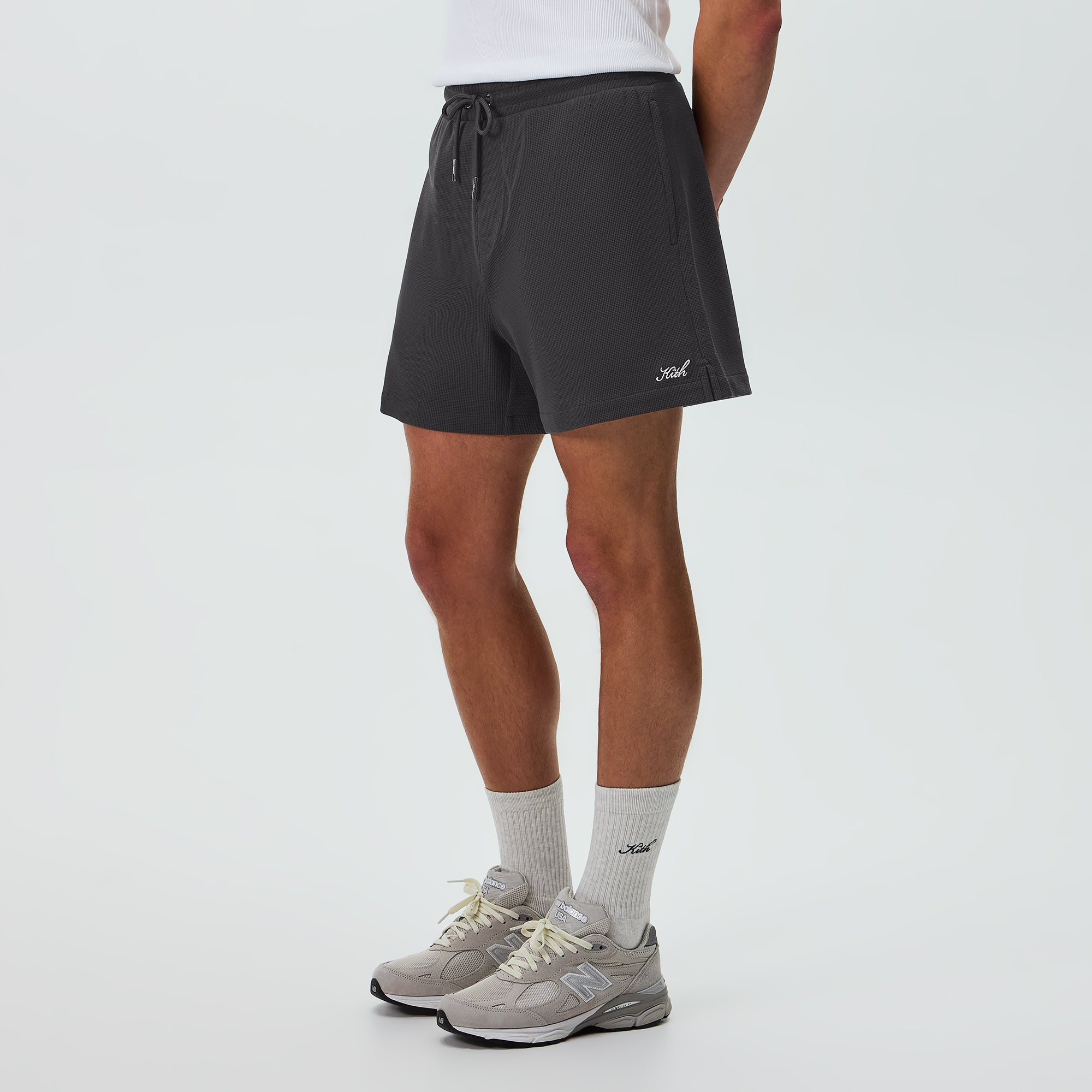 KITH ワッフル イージー ショートパンツ Kith Micro Waffle Graham Short - Carbon – Kith Japan